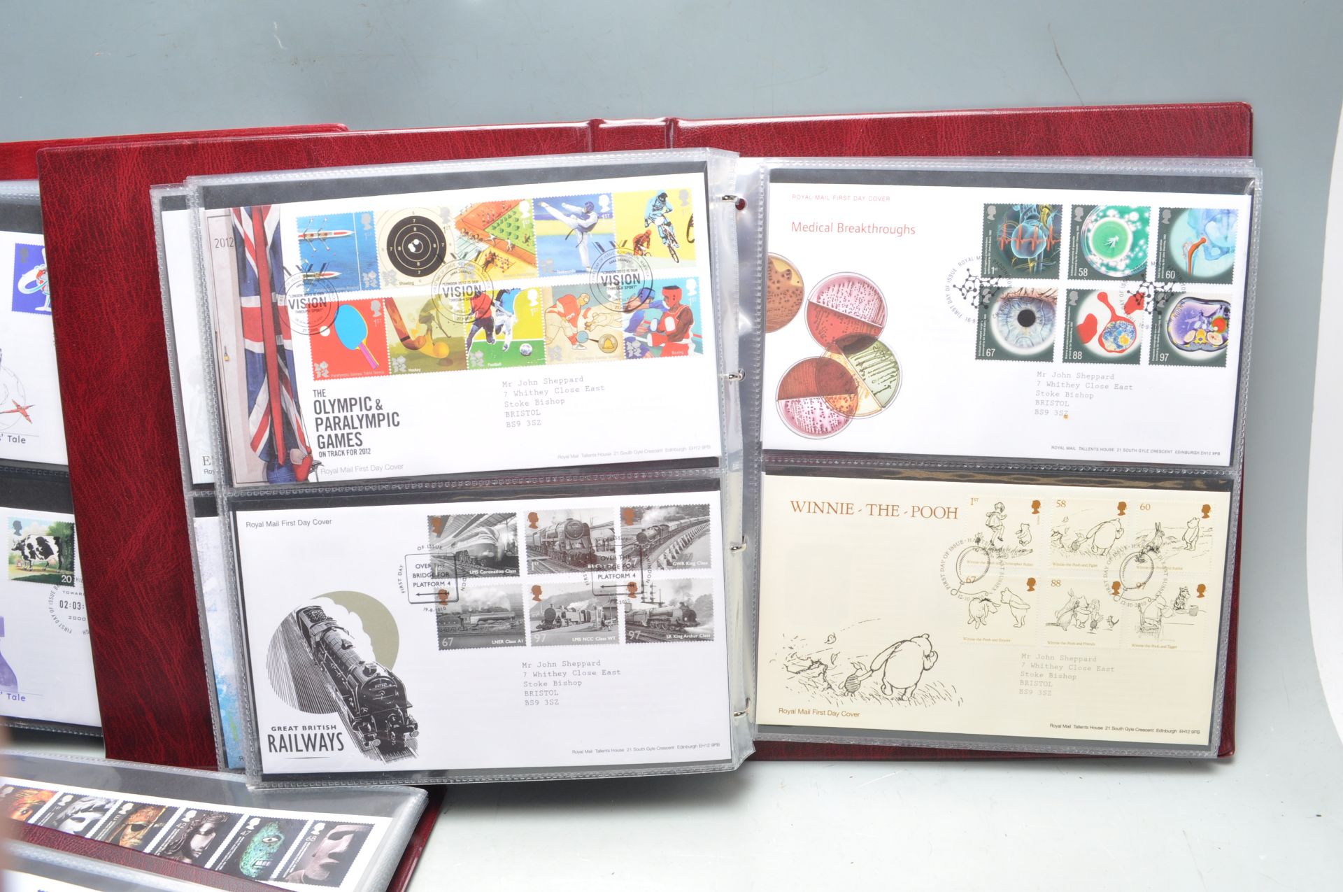 FOUR ALBUMS OF ROYAL MAIL FIRST DAY COVERS - Bild 5 aus 25