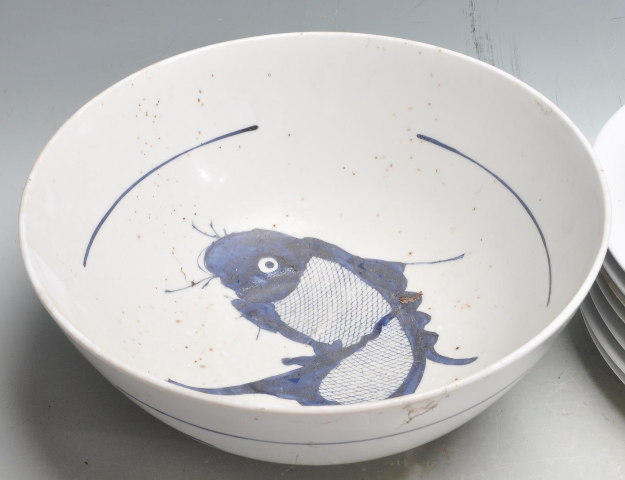 MID 20TH CENTURY RAOPING KOI CARP BLUE AND WHITE DINNER SERVICE - Image 4 of 9