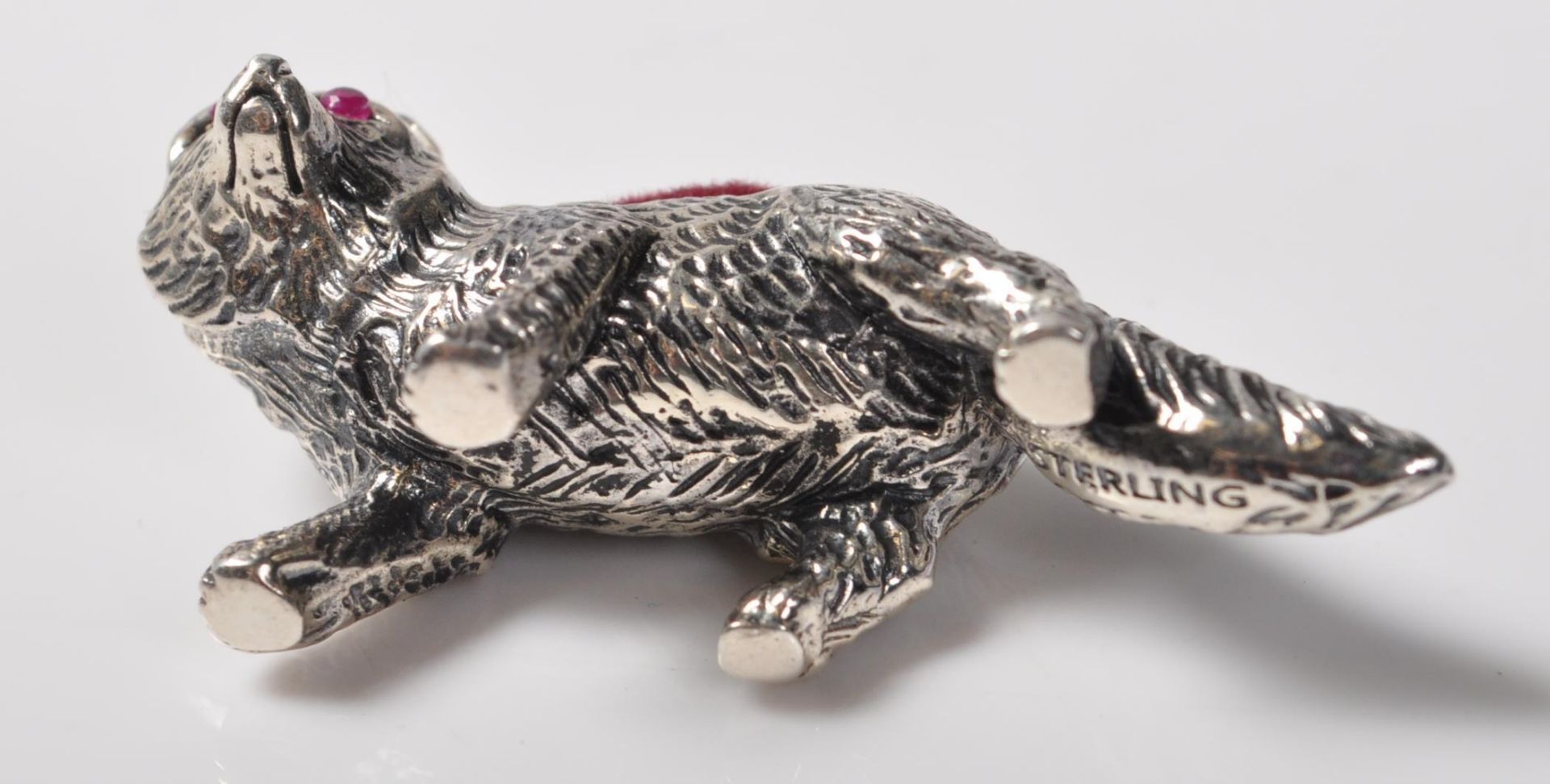 STAMPED STERLING SILVER PINCUSHION IN THE FORM OF A FOX - Image 6 of 6