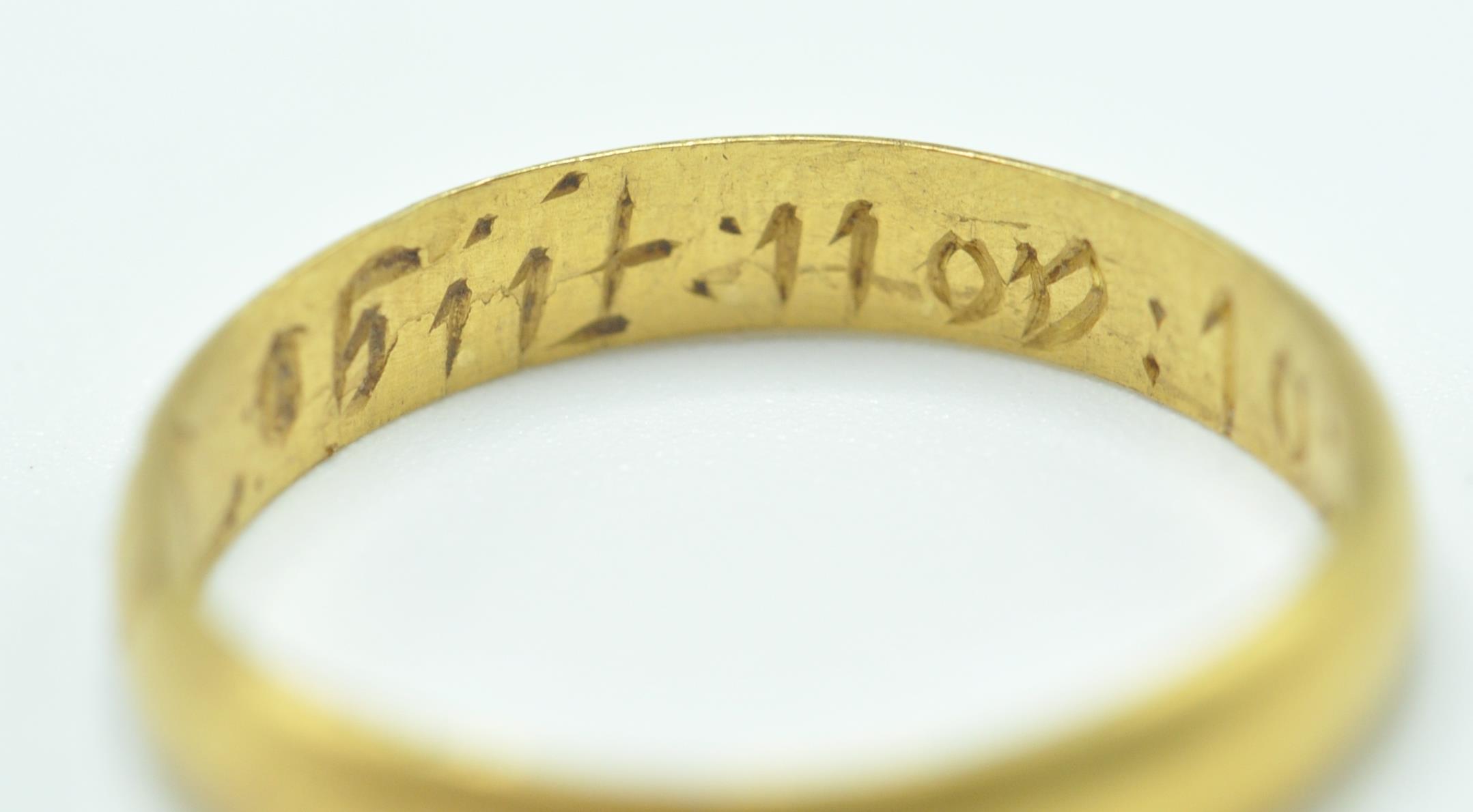 GEORGIAN GOLD MOMENTRO MORI MOURNING RING WITH SKULL - Image 7 of 9
