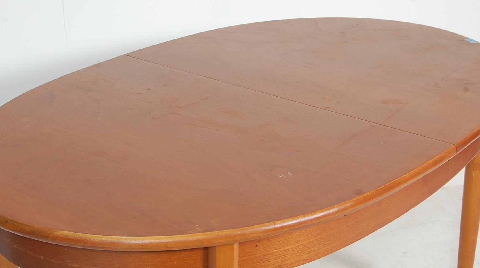 RETRO VINTAGE 1970S EXTENDABLE TEAK DINING TABLE - Image 3 of 6