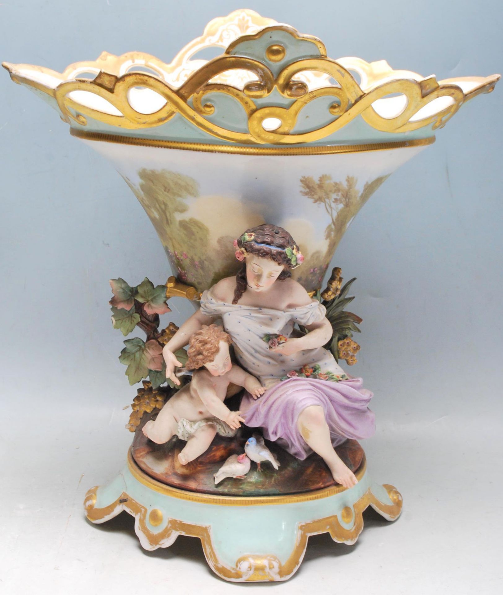 19TH CENTURY MANNER OF MINTONS PORCELAIN VASE