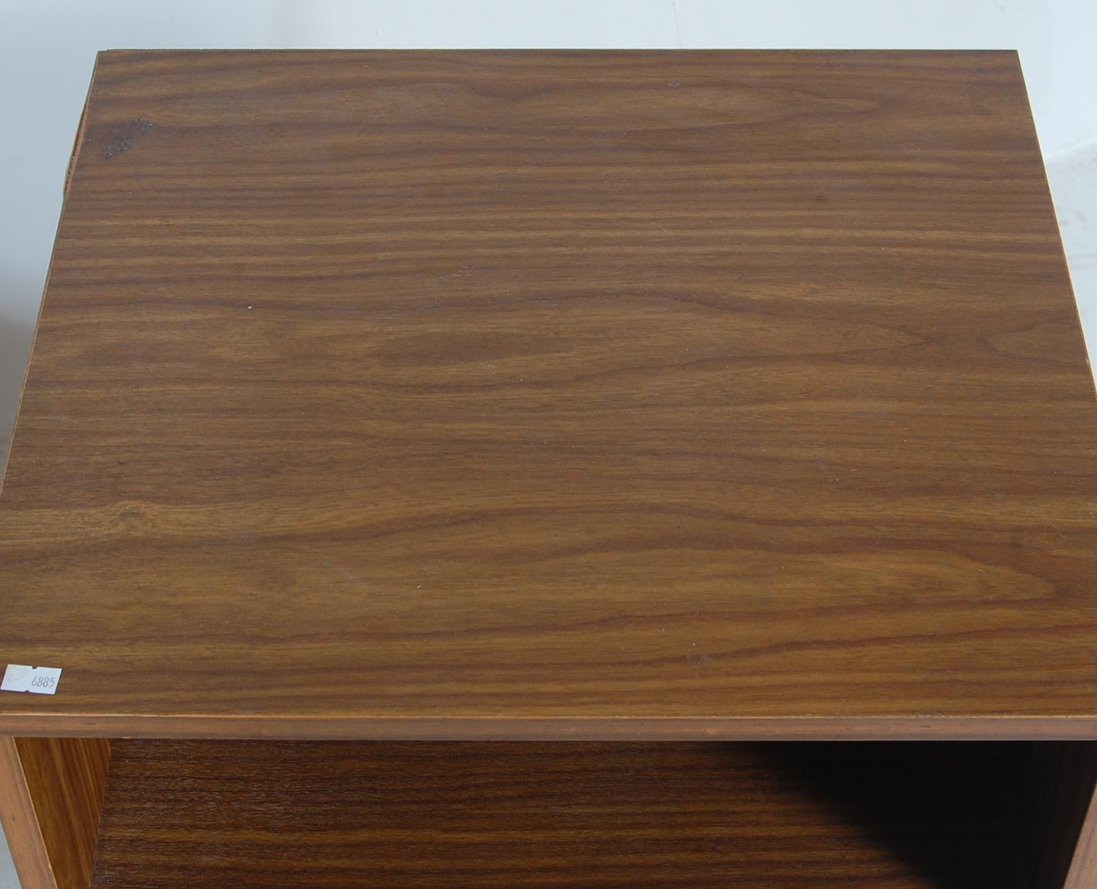 1970’S TEAK WOOD VENEER DRESSING TABLE AND CHEST OF DRAWERS - Image 7 of 9