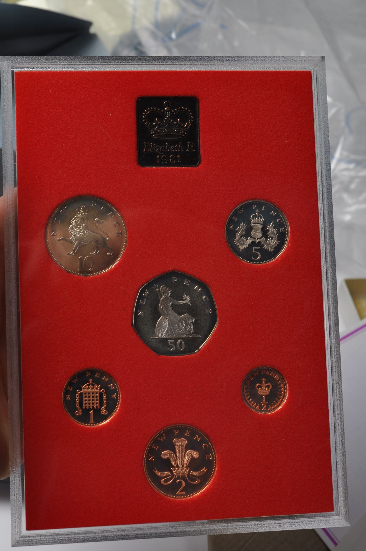 NINE 1970'S AND 80'S GREAT BRITAIN AND NORTHERN IRELAND COIN SETS - Bild 6 aus 11