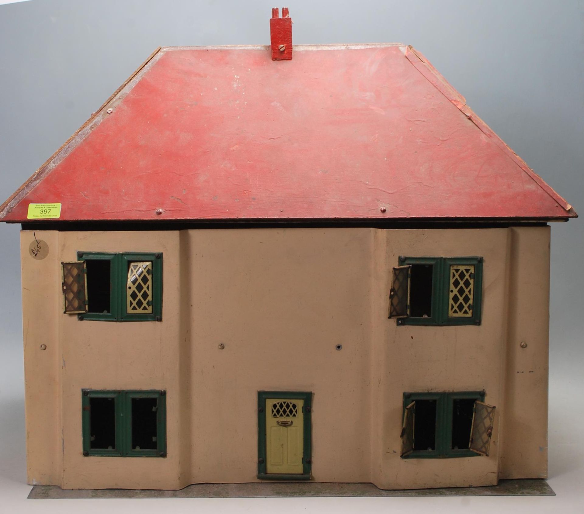 1950’S RETRO TOY DOLLHOUSE WITH HINGED FRONT