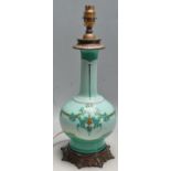19TH CENTURY ANTIQUE VICTORIAN CERAMIC TABLE LAMP