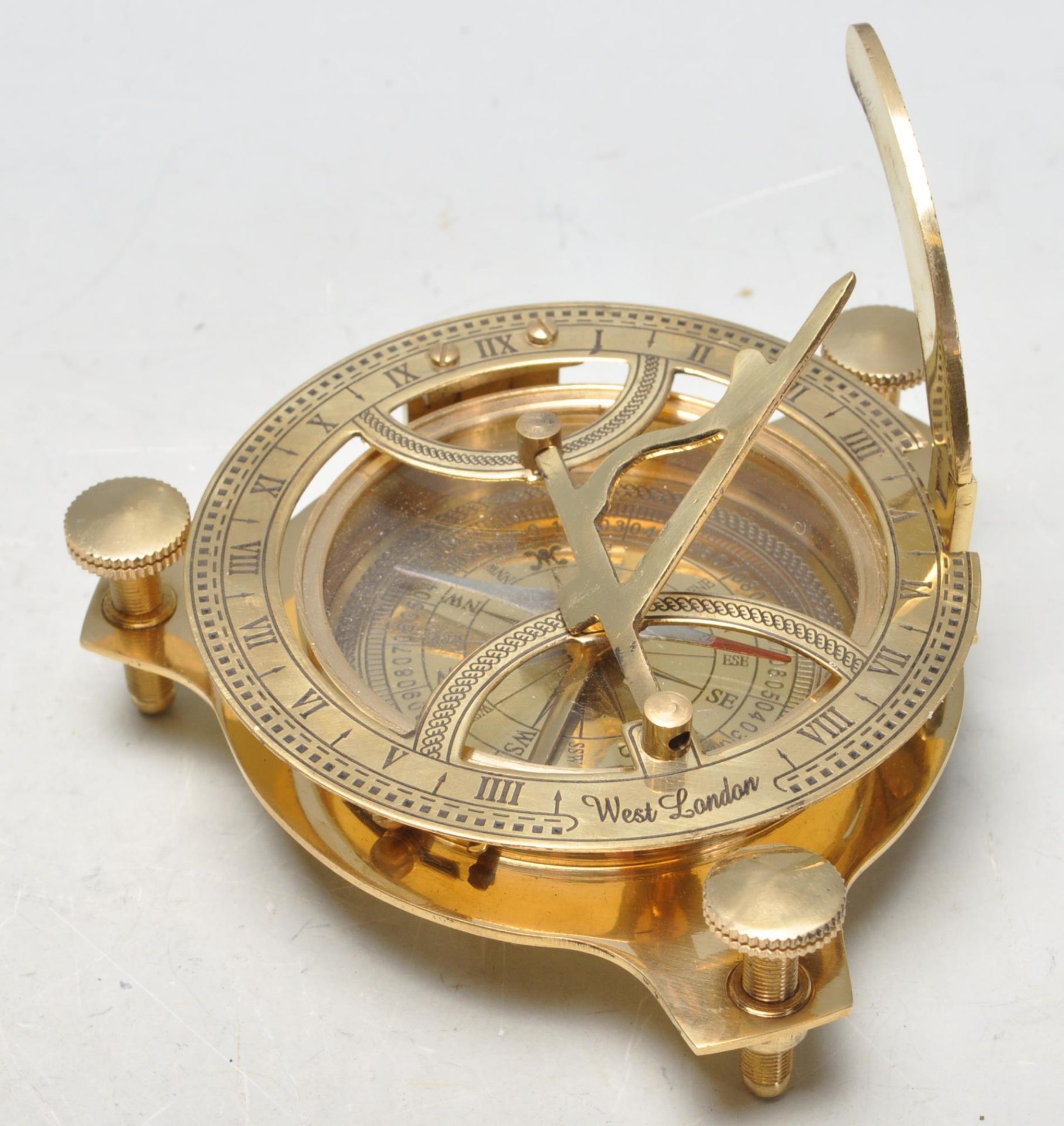 VINTAGE STYLE BRASS COMPASS & SUNDIAL - Bild 2 aus 6