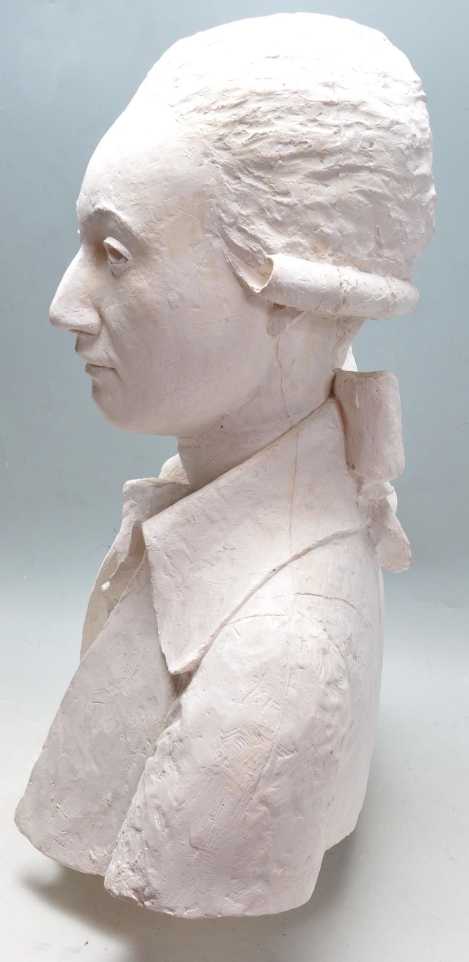 LARGE PLASTER 20TH CENTURY BUST STUDY BY KEN HUGHES - Bild 4 aus 8