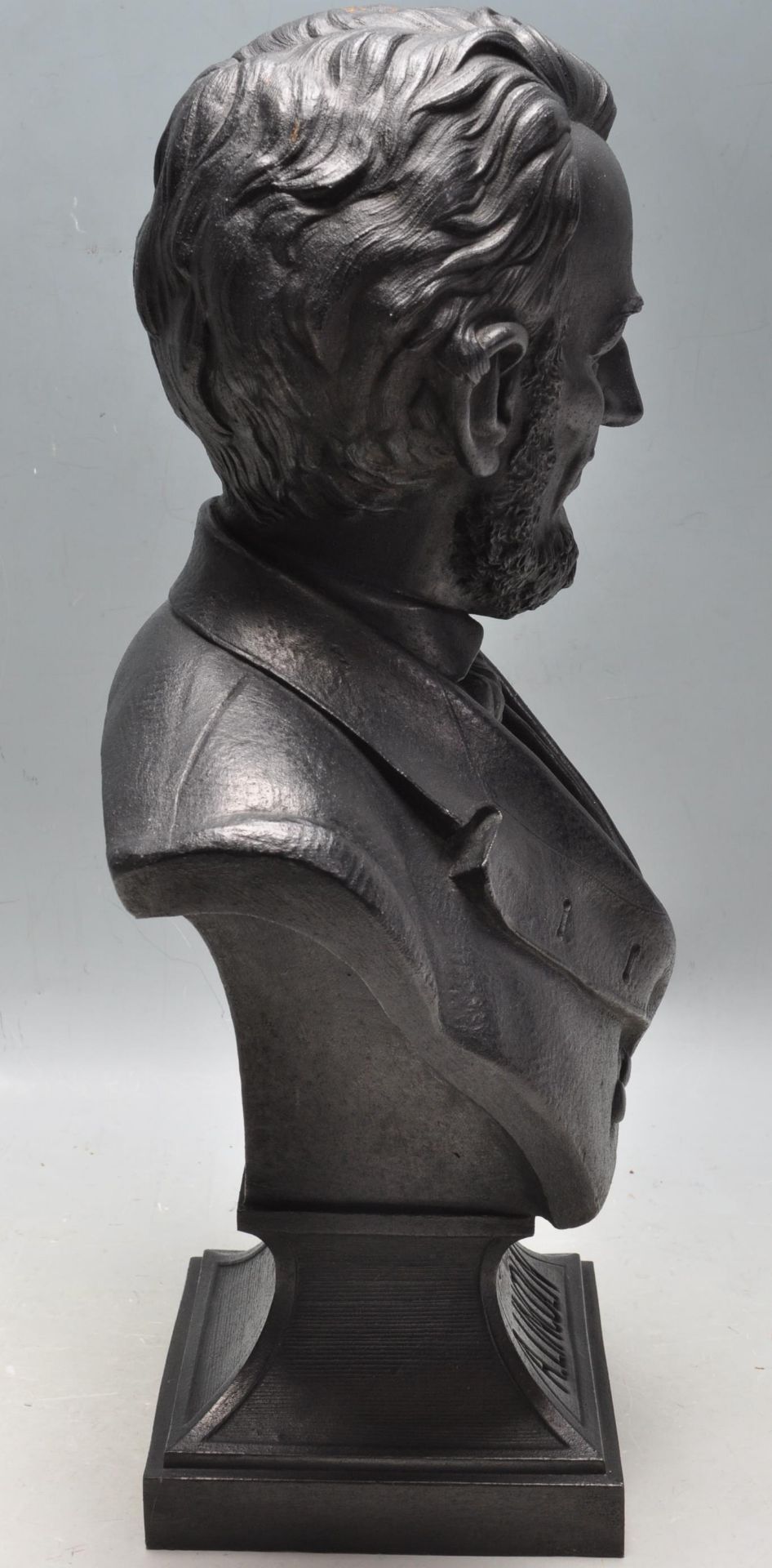 LATE 20TH CENTURY CAST METAL BUST OF ABRAHAM LINCOLN - Bild 5 aus 7