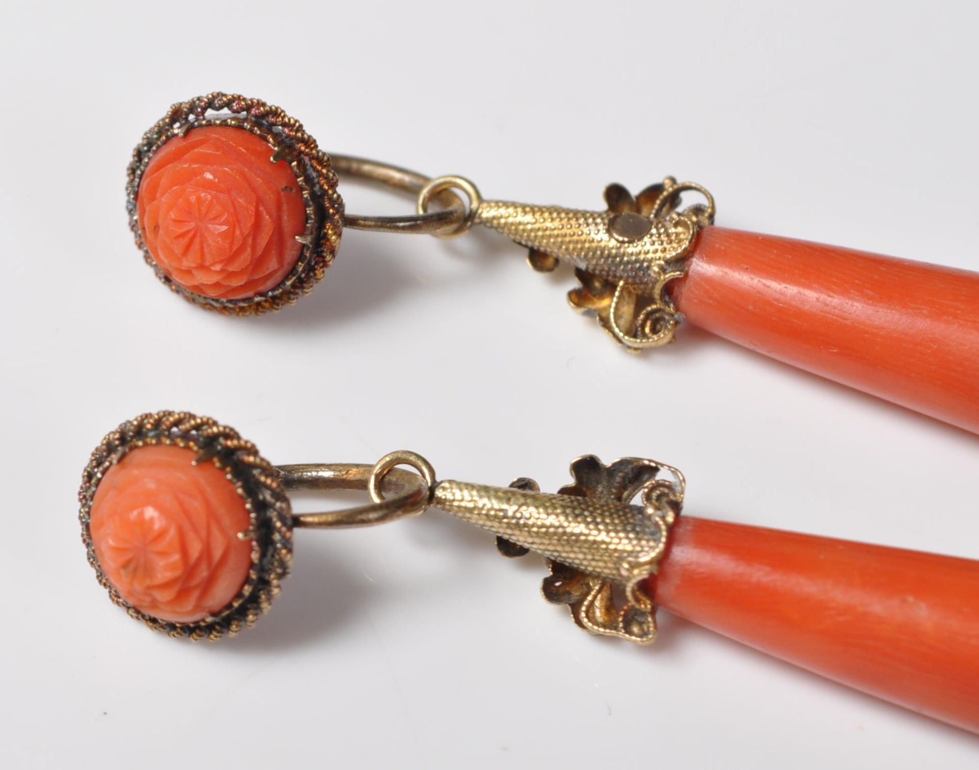 PAIR OF GEORGIAN GOLD AND RED CORAL DROP EARRINGS - Image 3 of 7