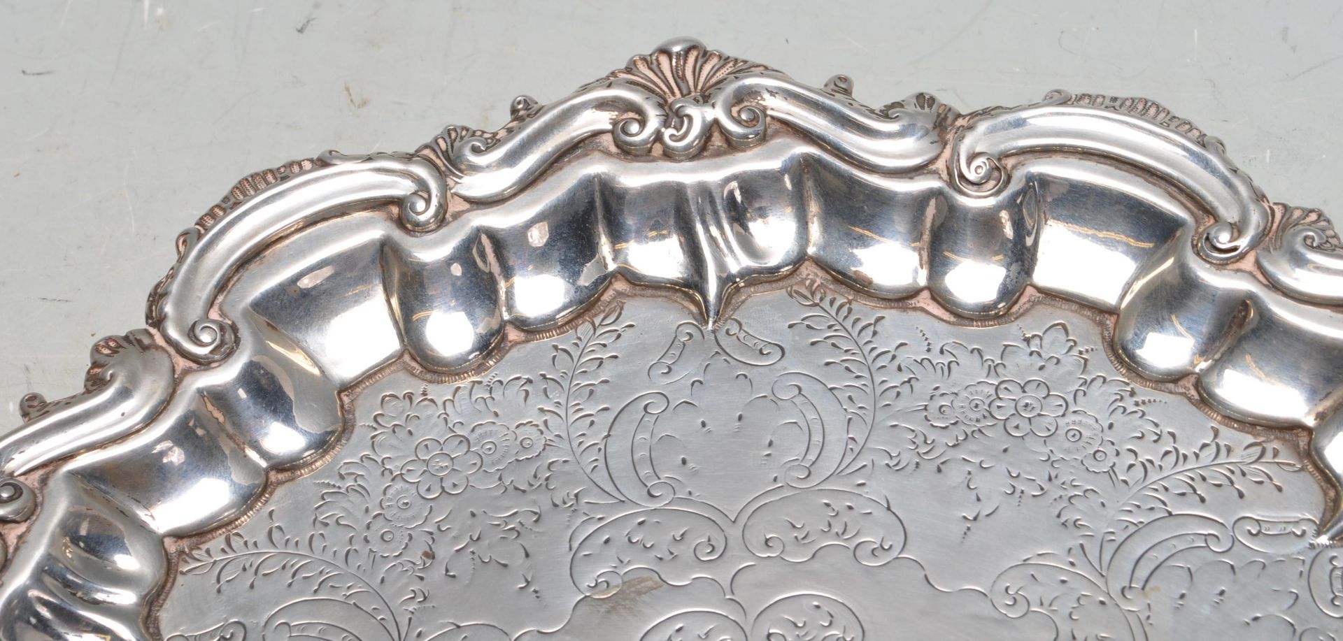 ANTIQUE BARKER BROTHERS SILVER SALVER - Bild 3 aus 6