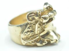 9CT GOLD GENTLEMAN'S SADDLE RING