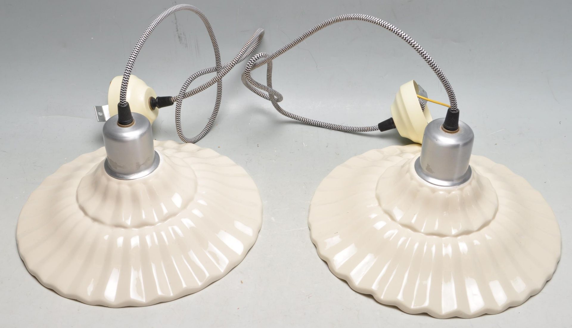 RETRO VINTAGE LATE 20TH CENTURY ITALIAN CERAMIC SHADES