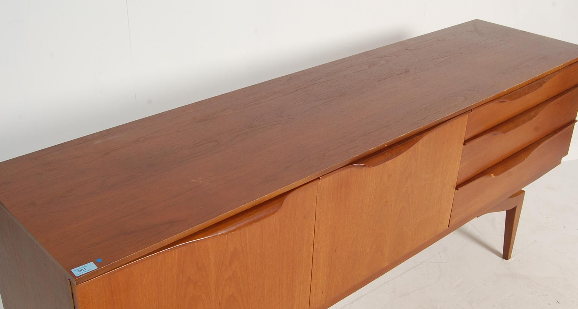 RETRO VINTAGE 1970S TEAK SIDEBOARD CREDENZA IN THE MANNER OF DUNVEGAN BY MACINTOSH OF KIRKCALDY - Bild 3 aus 11