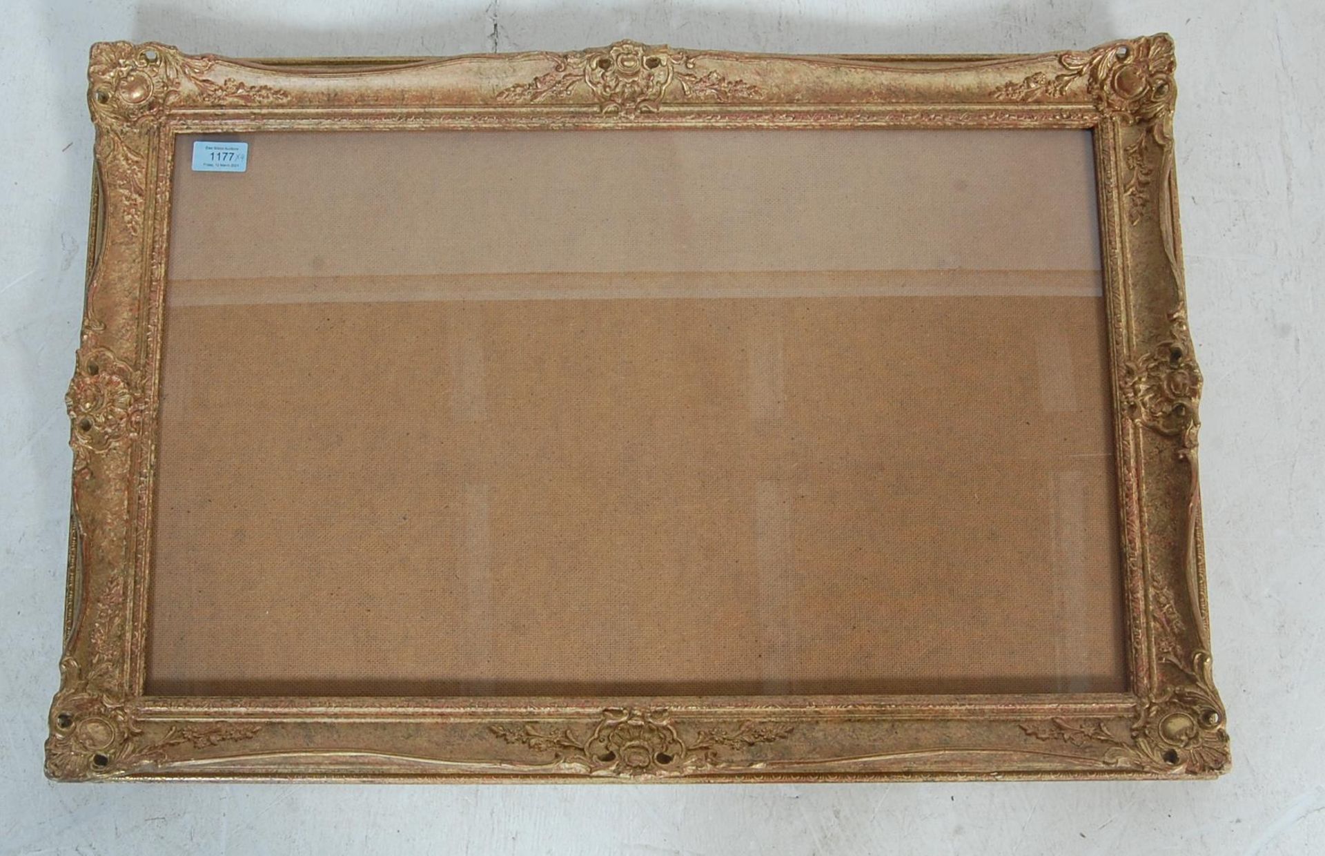 FOUR BAROQUE STYLE GILDED PICTURE FRAMES - Bild 15 aus 25