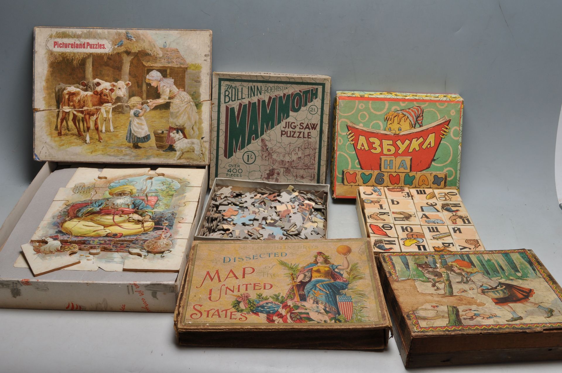 ANTIQUE COLLECTION OF CHILDREN'S JIGSAW PUZZLES
