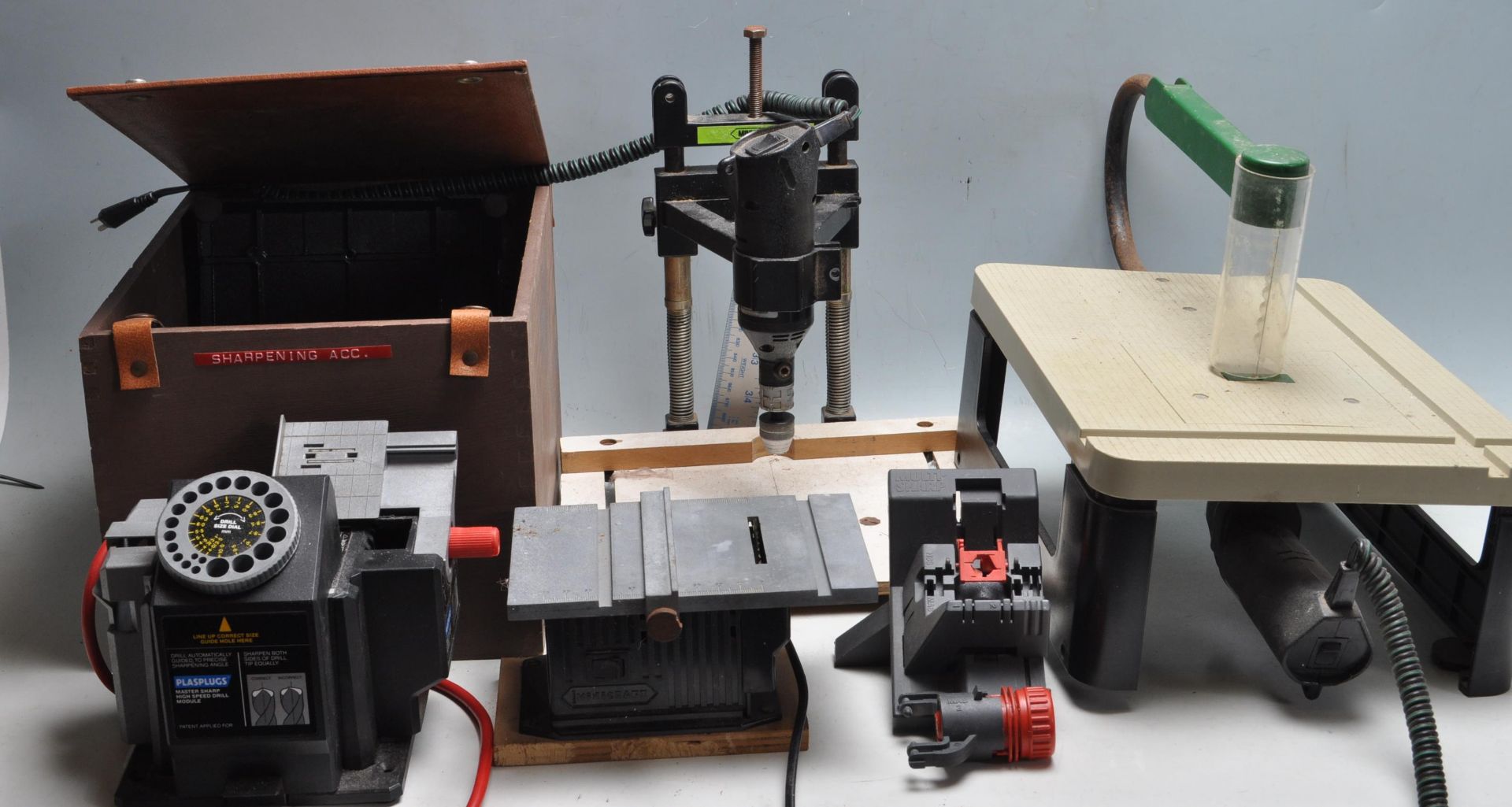 COLLECTION OF MODEL MAKING EQUIPMENT