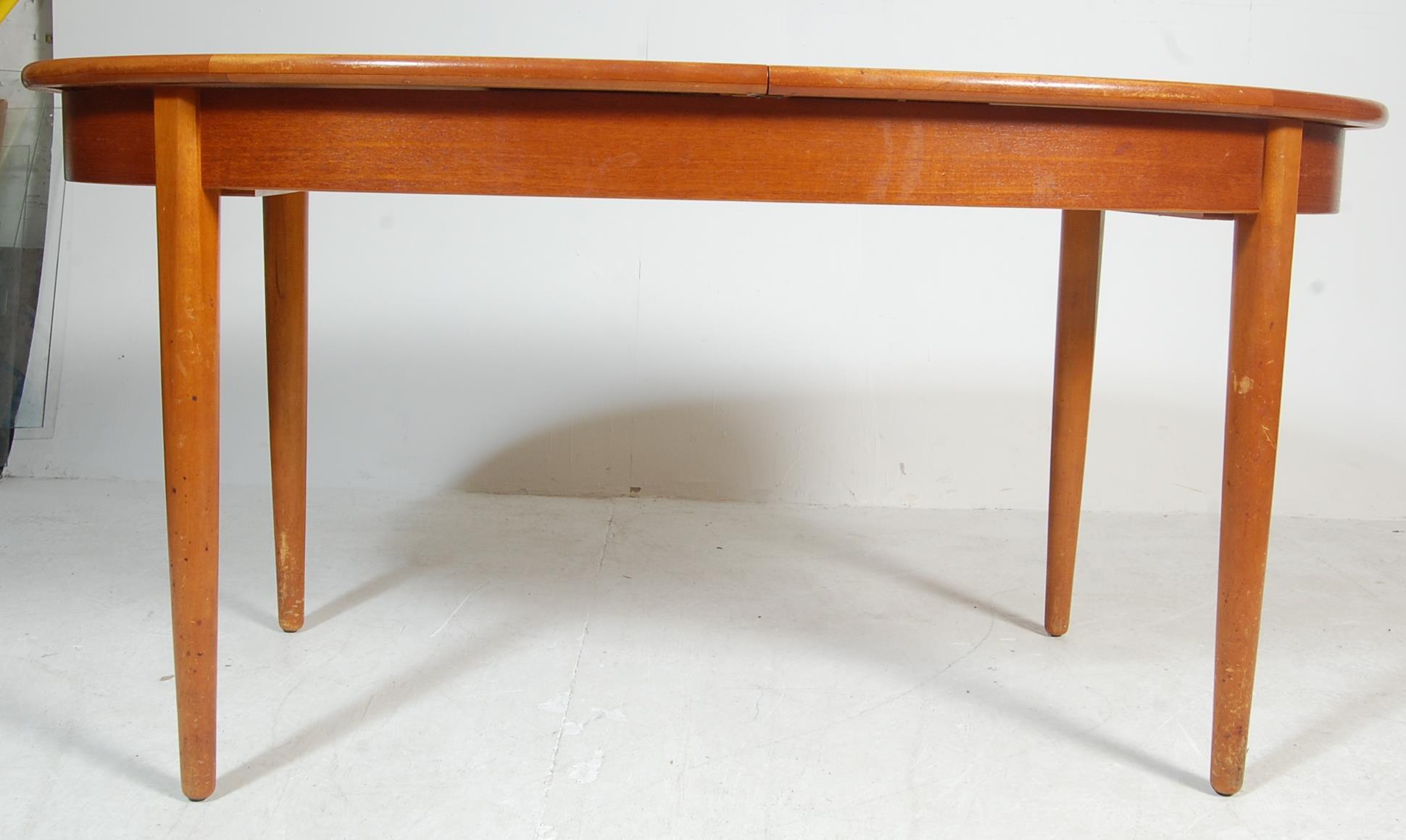 RETRO VINTAGE 1970S EXTENDABLE TEAK DINING TABLE - Image 5 of 6