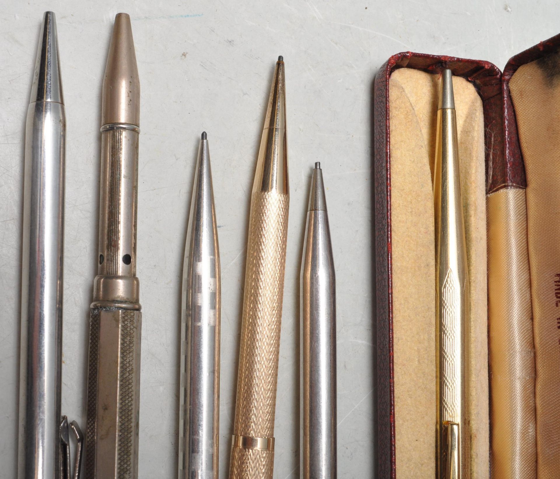 COLLECTION OF SIX EARLY 20TH CENTURY PROPELLING PENCILS. - Bild 3 aus 9