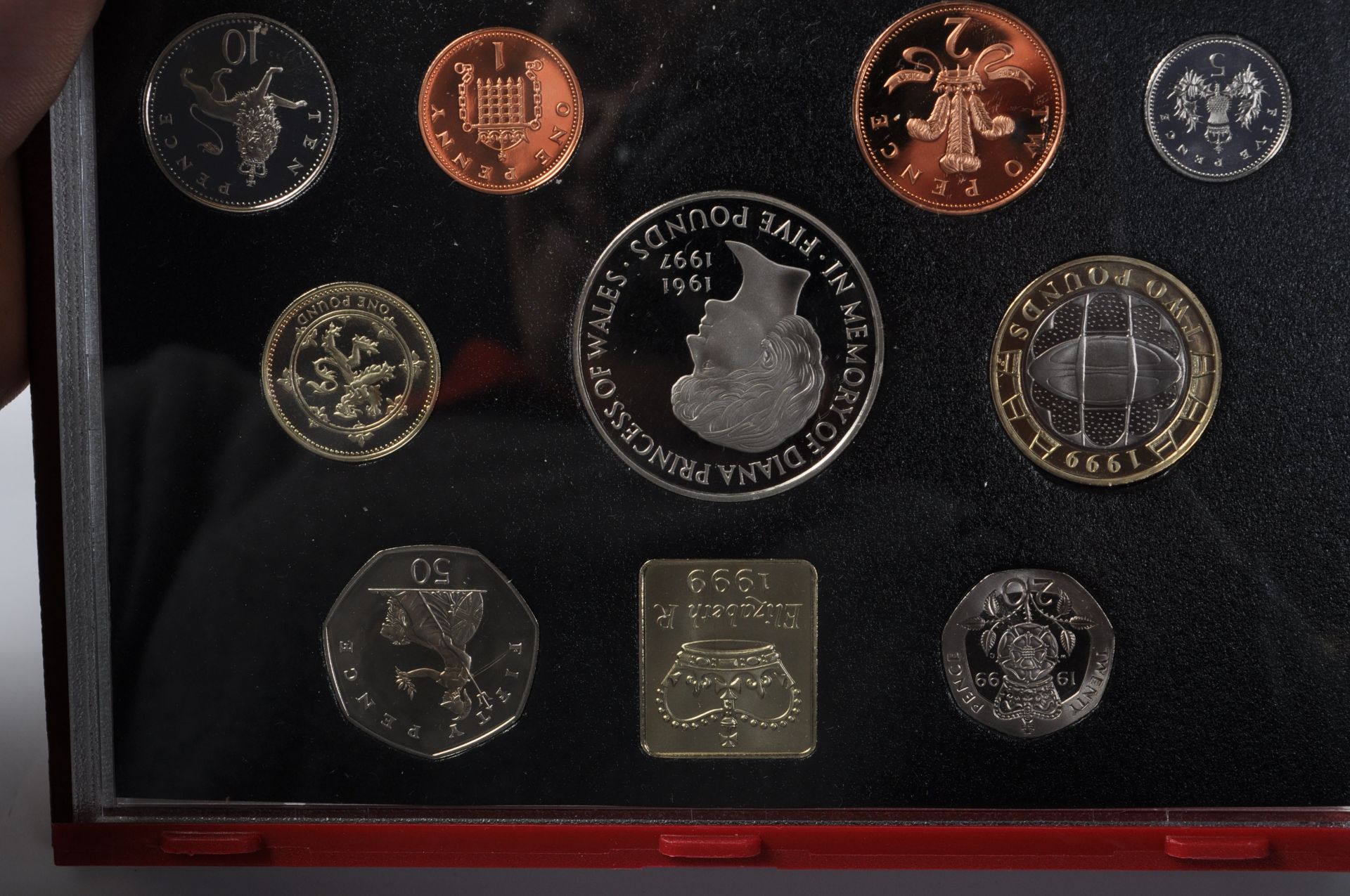 FOURTEEN 1980'S AND 1990'S UNITED KINGDOM COIN SETS - Bild 6 aus 15