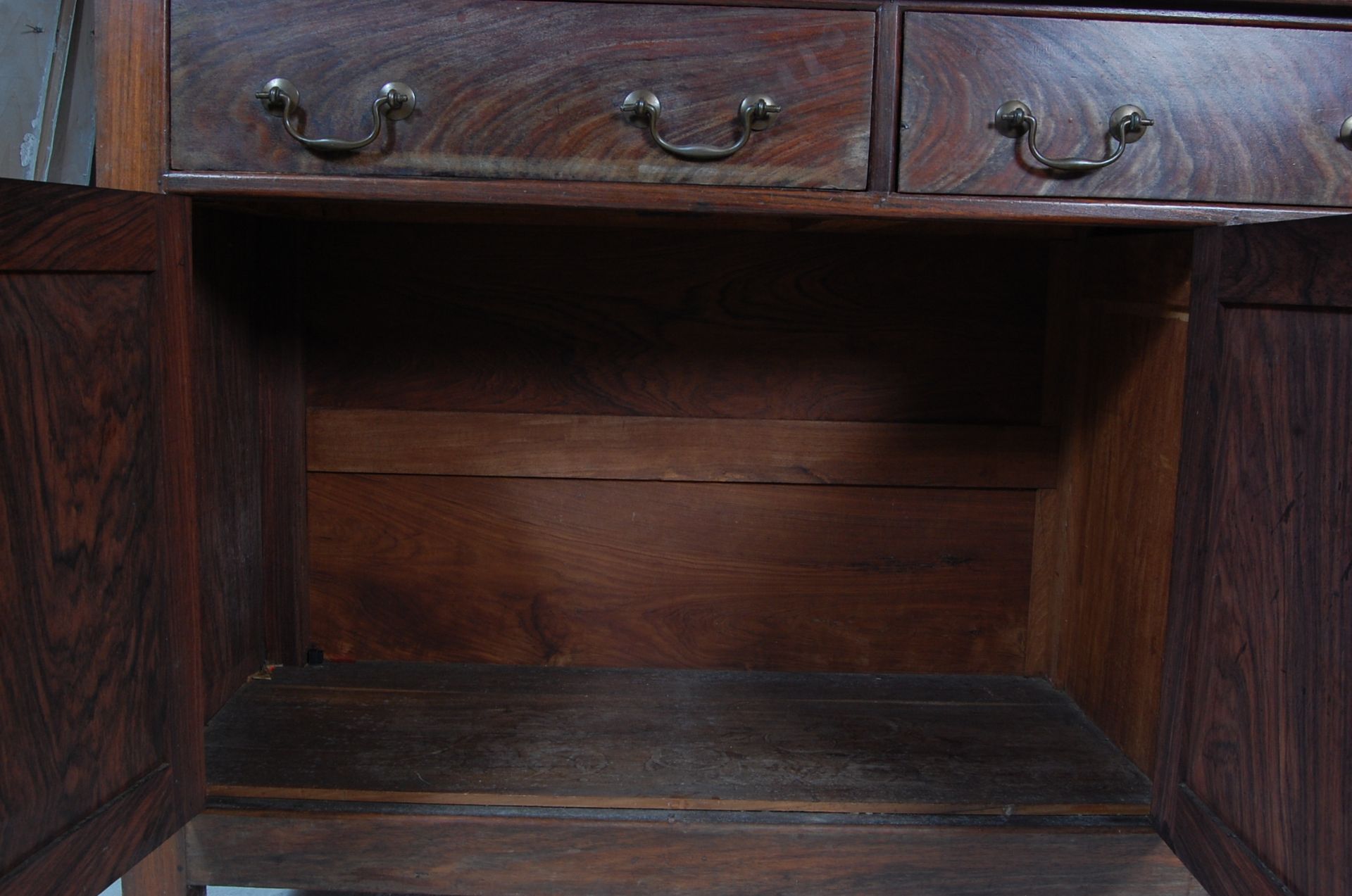 18TH CENTURY STYLE LARGE MAHOGANY KITCHEN DRESSER - Bild 7 aus 7