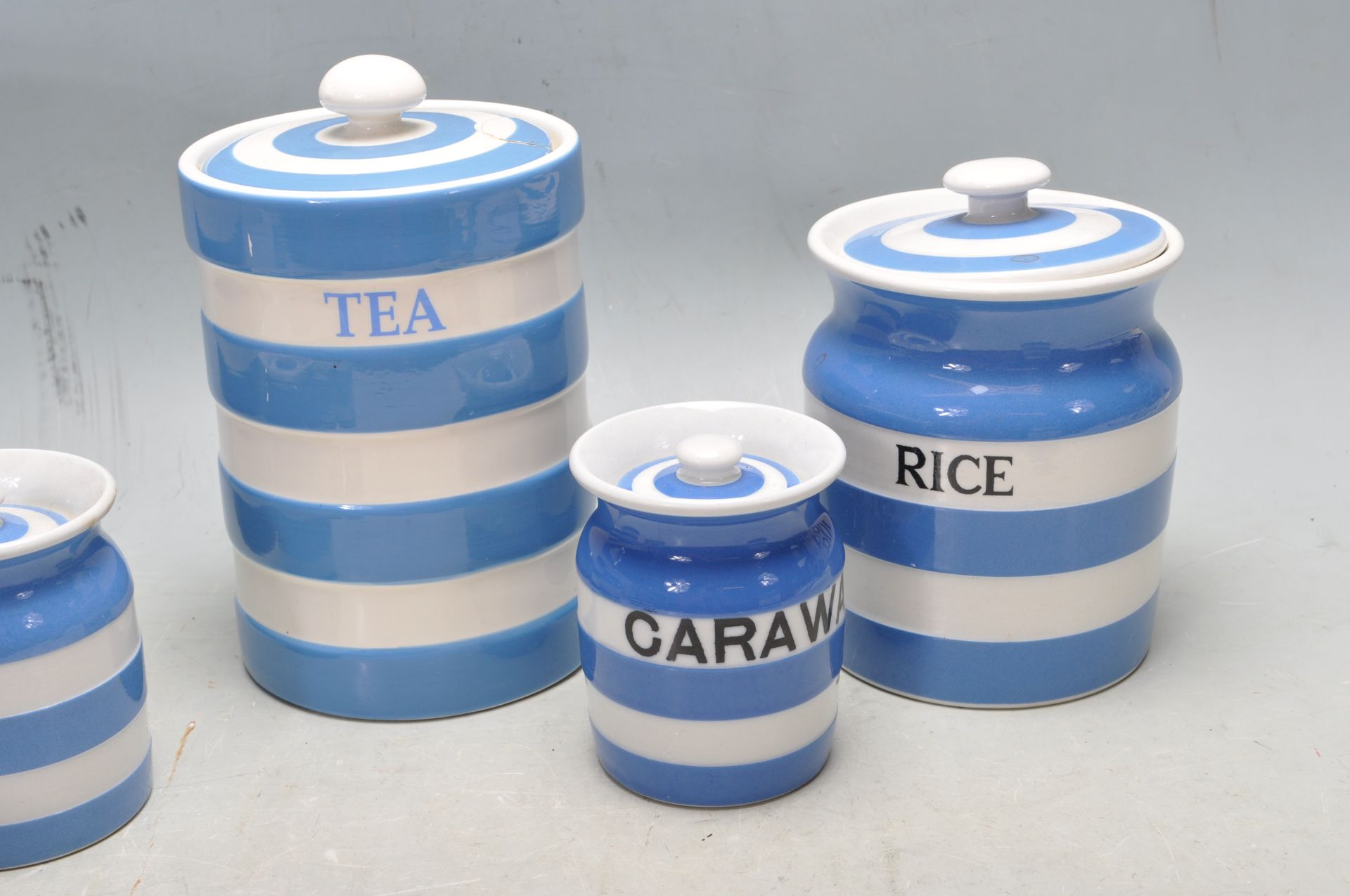 COLLECTION OF BLUE AND WHITE KITCHEN CERAMIC WARES BY TG GREEN, GREEN & CO LTD, LEONARDO HOME - Bild 5 aus 10