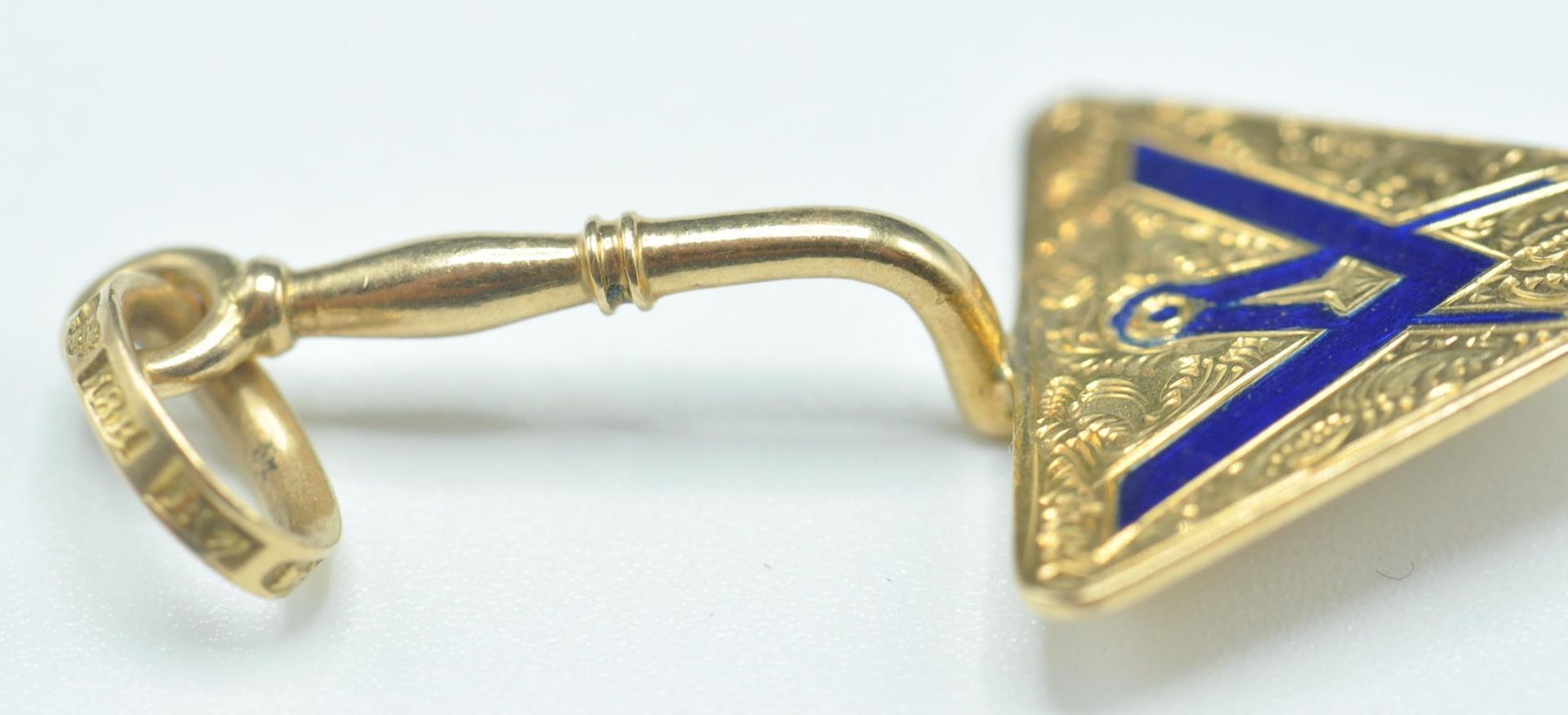 VICTORIAN 18CT GOLD MASONIC TROWEL CHARM - Bild 3 aus 7