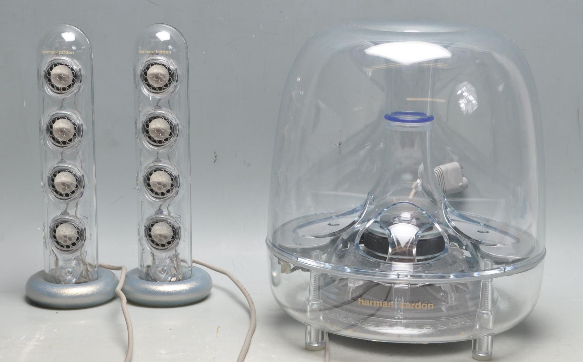 CONTEMPORARY HARMAN KARDON SOUNDSTICKS II