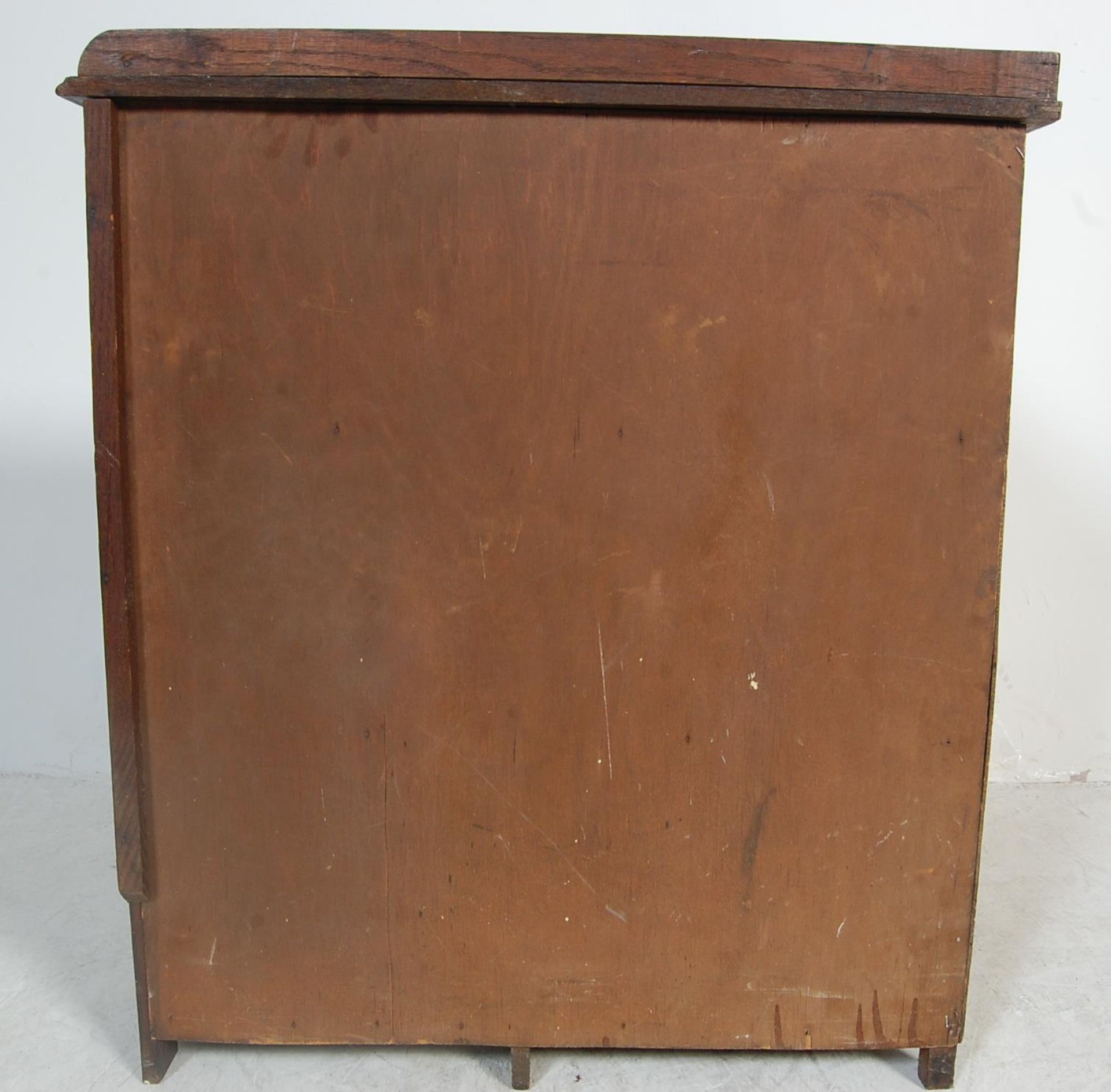 1930'S SOLID OAK CORNER BOOKCASE CABINET - SHELVES - Bild 10 aus 10