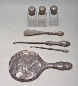 COLLECTION OF EARLY 20TH CENTURY SILVER AND SILVER PLATED ITEMS