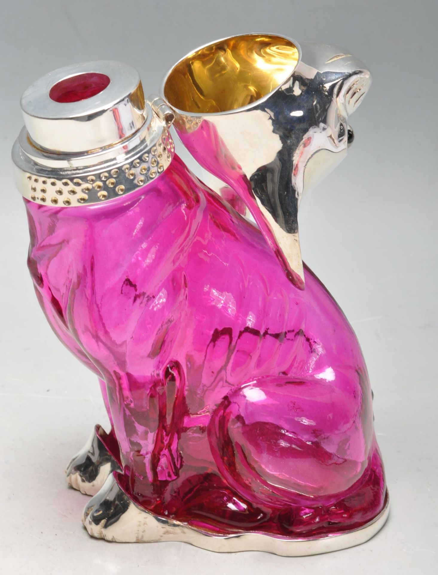 CONTEMPORARY RUBY GLASS AND SILVER PLATE FRENCH BULLDOG DECANTER - Bild 6 aus 6