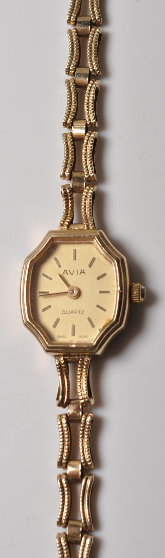 VINTAGE AVIA 9CT GOLD COCKTAIL WATCH - Image 2 of 5