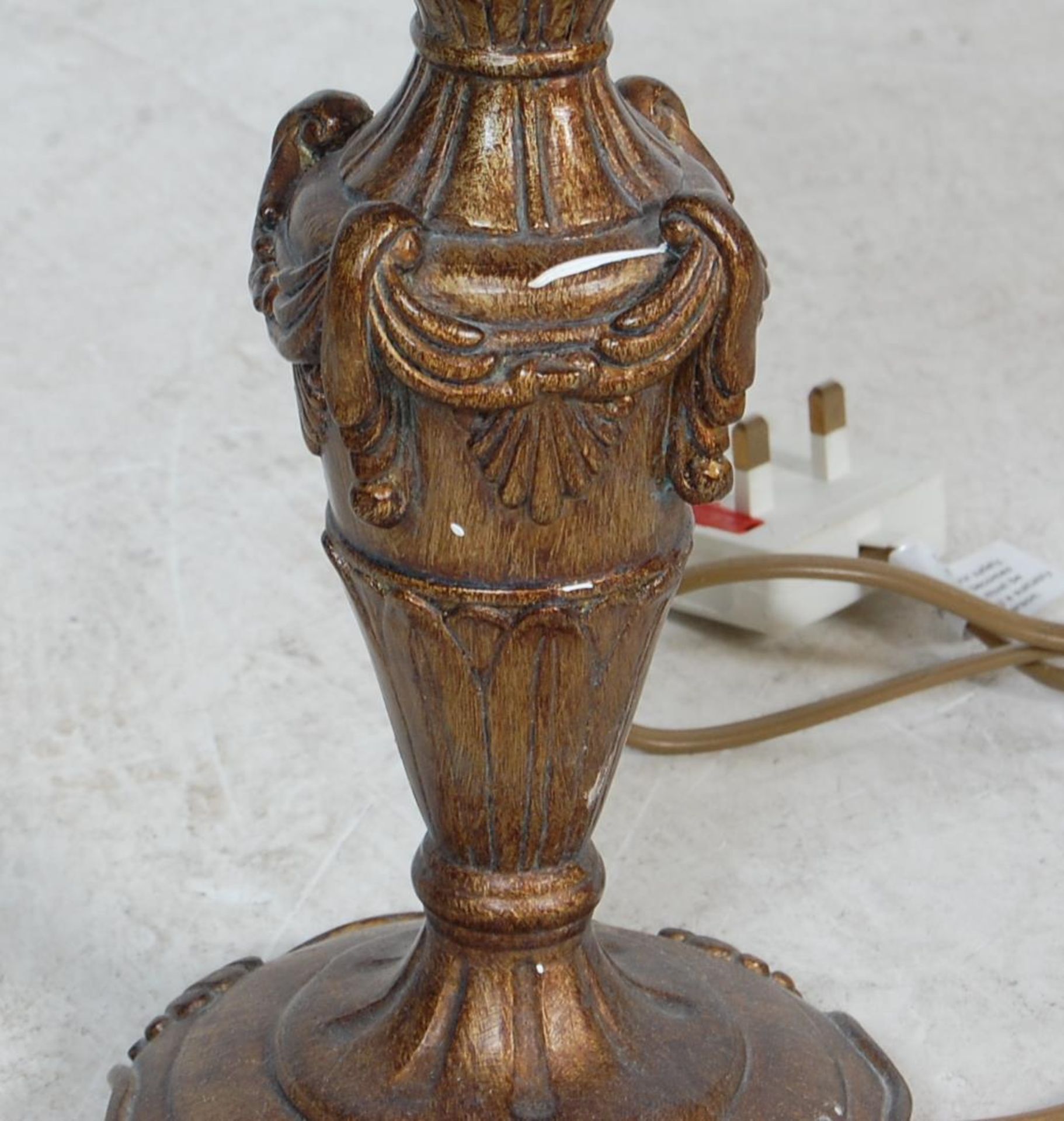 VICTORIAN CLASSICAL STYLE STANDARD LAMP AND TABLE LAMP - Bild 9 aus 9