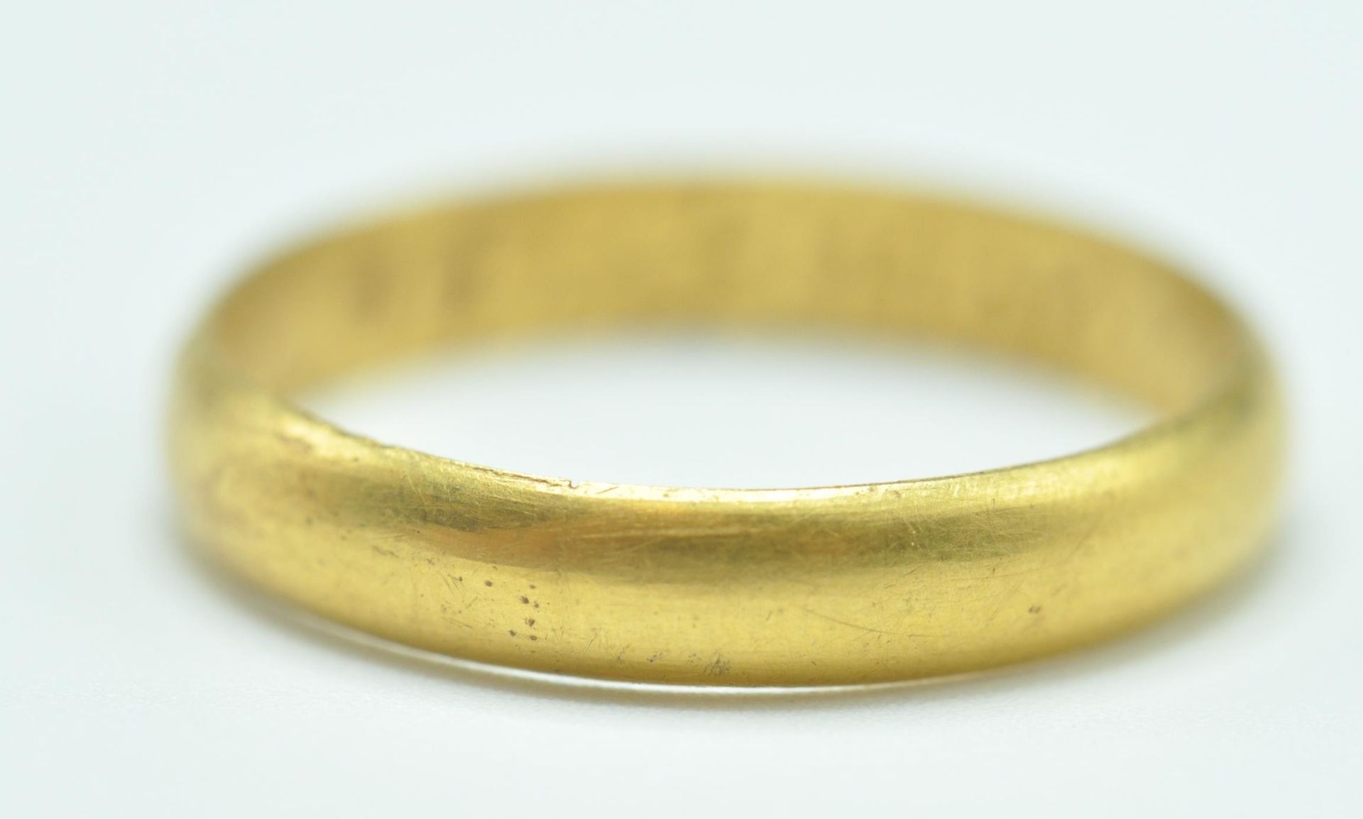 GEORGIAN GOLD MOMENTRO MORI MOURNING RING WITH SKULL - Image 3 of 9