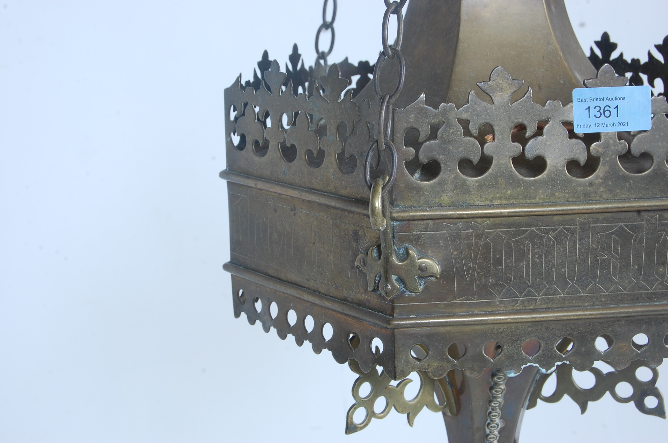 20TH CENTURY MOROCCAN STYLE BRASS CEILING OIL LAMP - Image 4 of 8