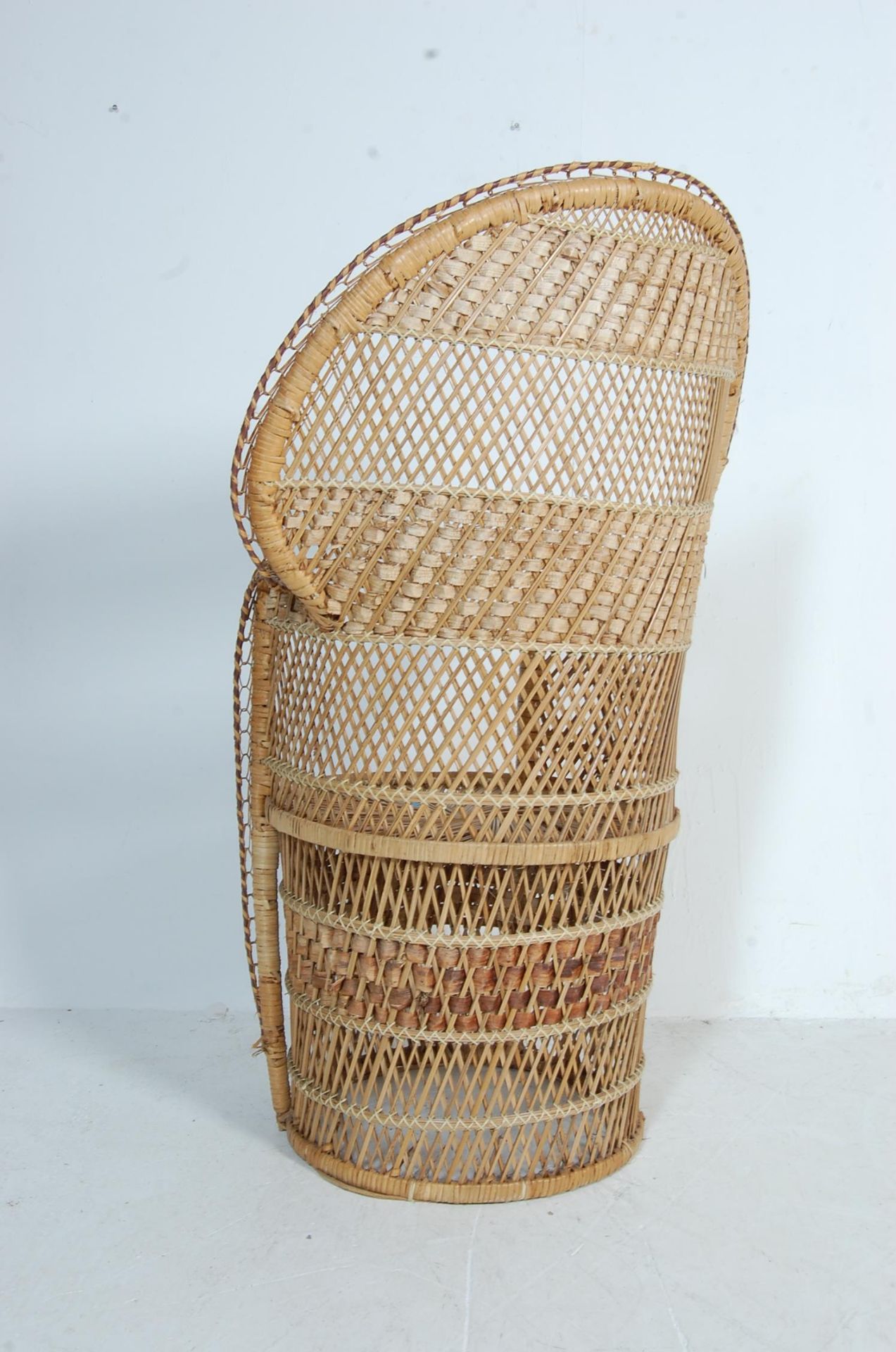VINTAGE RETRO WICKER CONSERVATORY CHAIR - Image 6 of 6