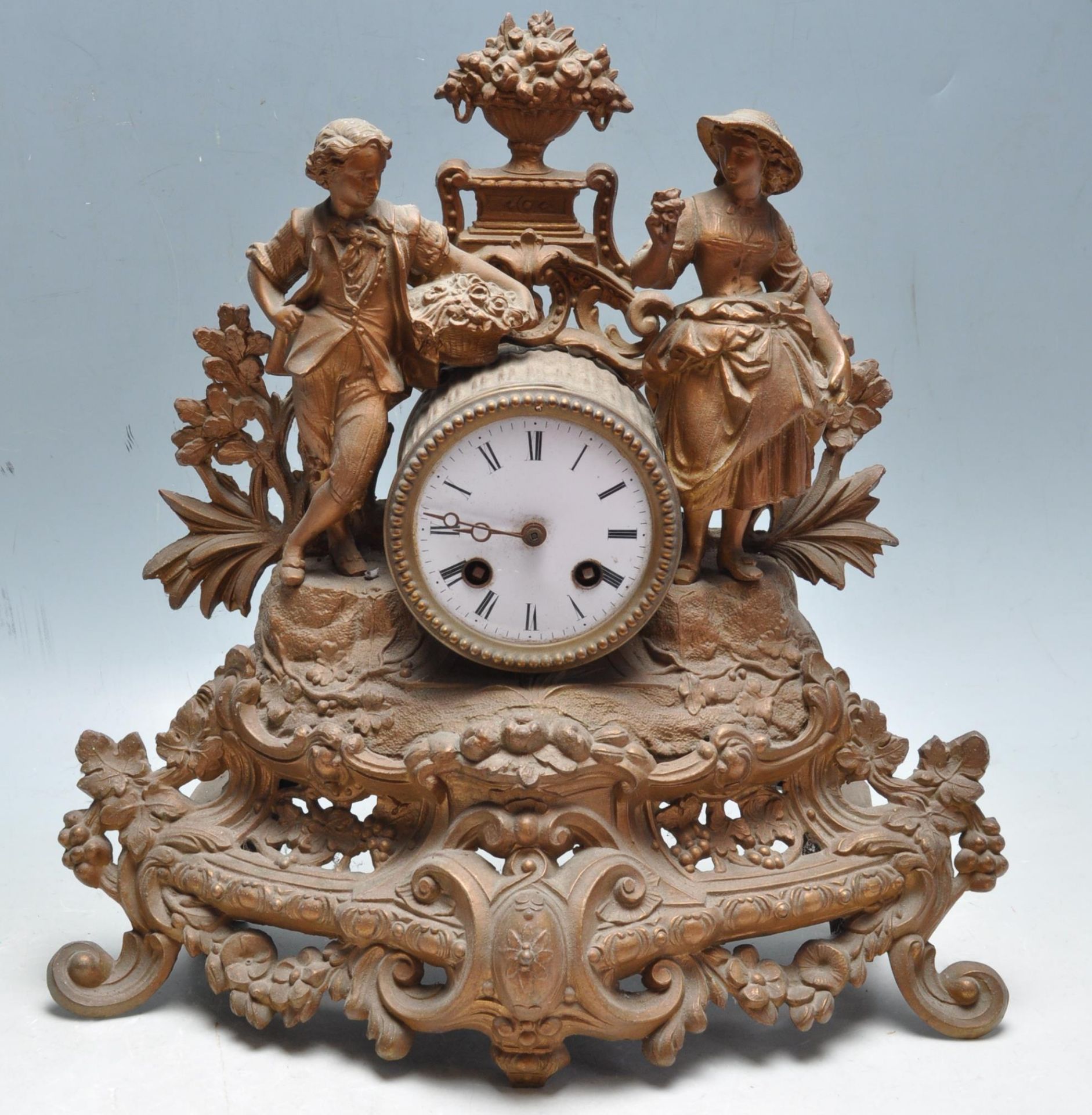 EARLY 20TH CENTURY BRASS FRENCH GARNITURE MANTEL CLOCK