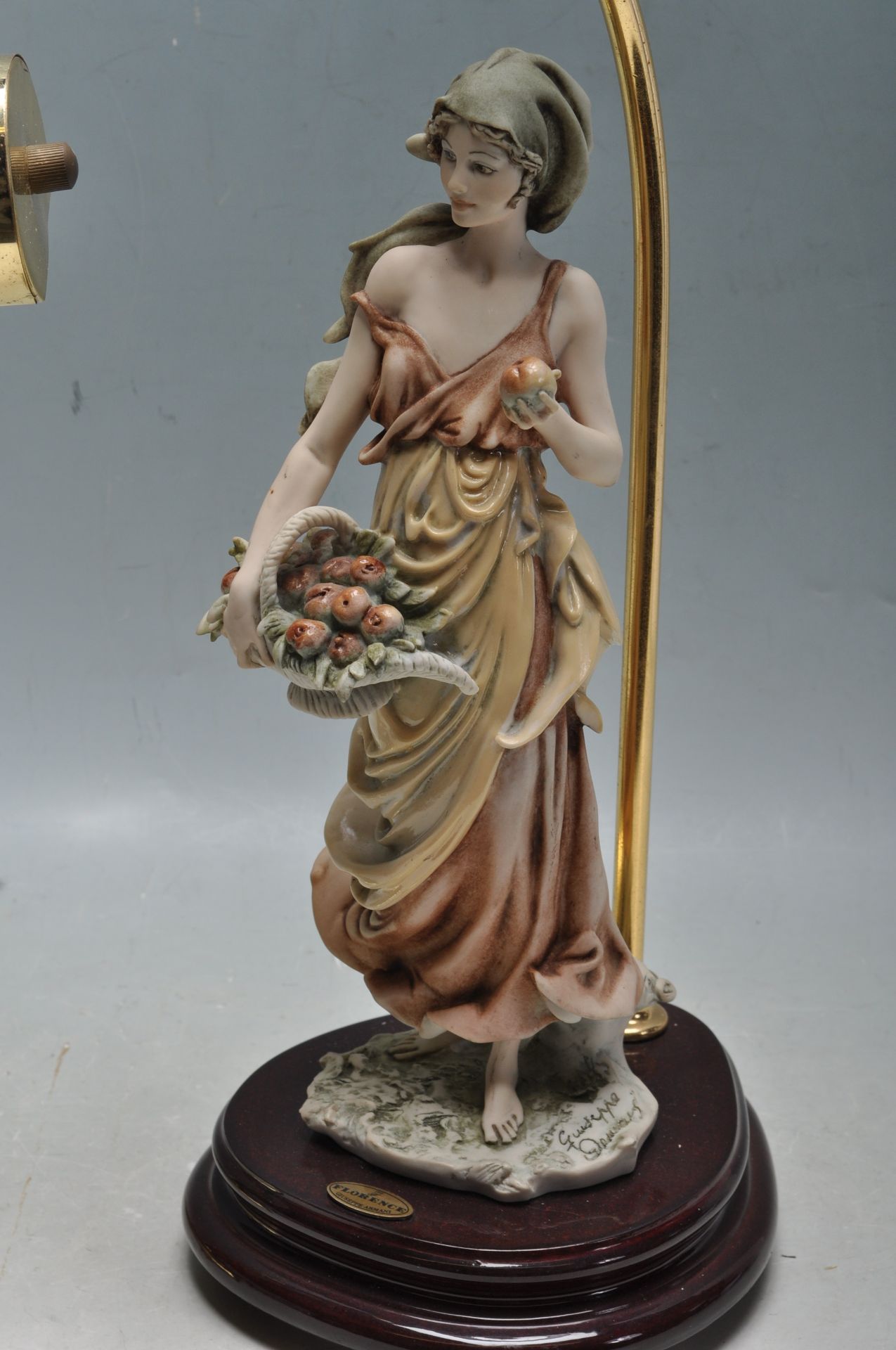 VINTAGE BANKERS LAMP AND CAPODIMONTE FIGURE LAMP - Image 2 of 9