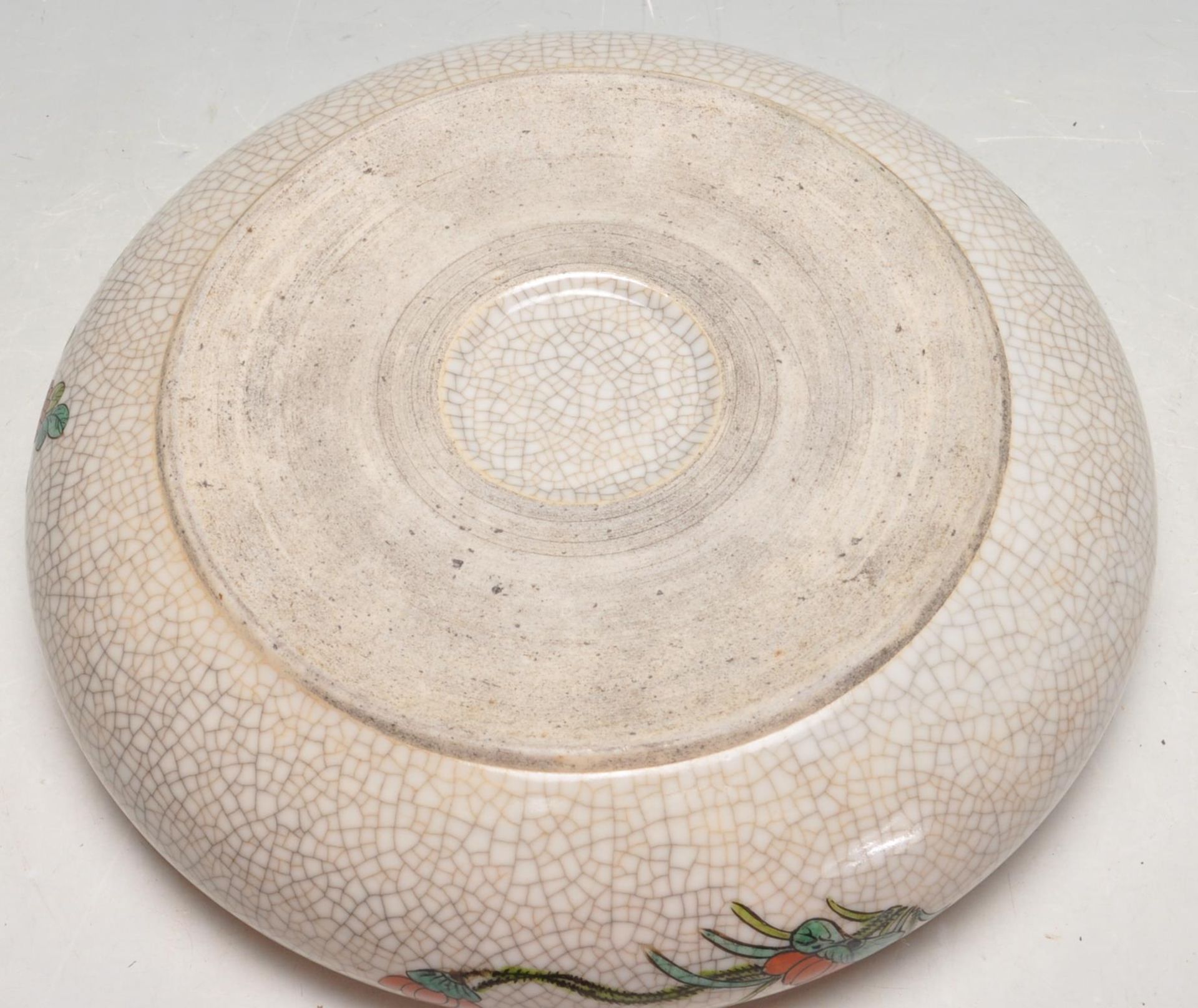 MID 20TH CENTURY KANG XI STYLE CRACKLE GLAZE CENTRE BOWL - Bild 6 aus 6