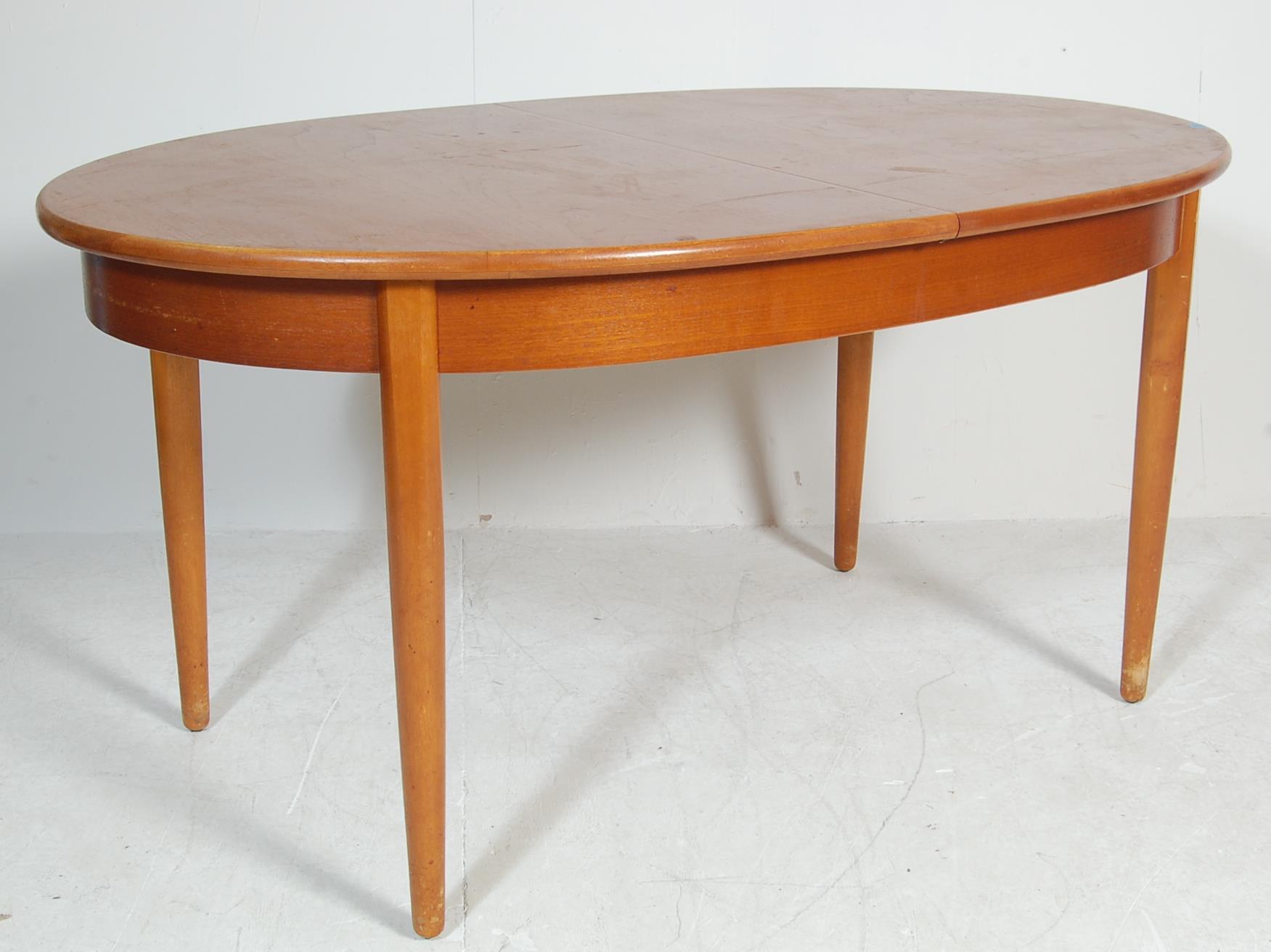 RETRO VINTAGE 1970S EXTENDABLE TEAK DINING TABLE - Image 2 of 6