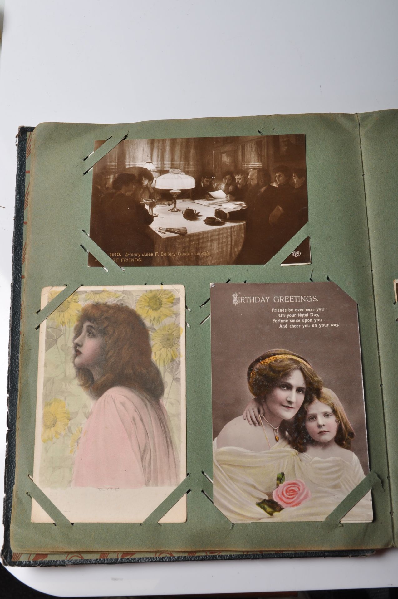 COLLECTION OF EARLY 20TH CENTURY POSTCARDS OF A WIDE VARIETY OF SUBJECTS. - Bild 8 aus 16
