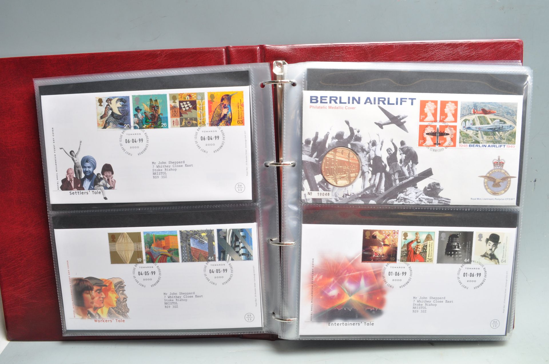 FOUR ALBUMS OF ROYAL MAIL FIRST DAY COVERS - Bild 12 aus 25