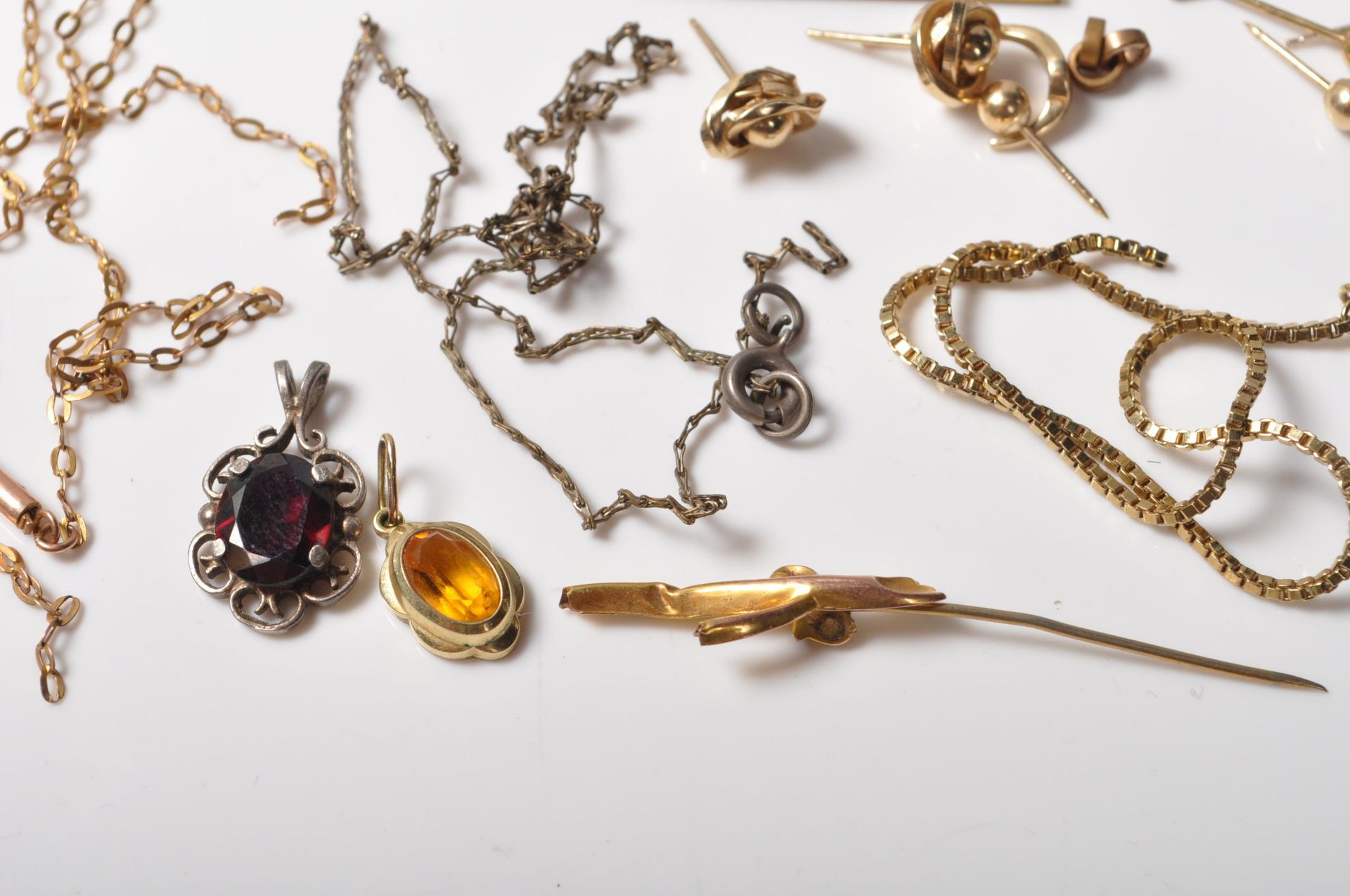 JEWELLERY SPARES AND FINDINGS INCLUDING GOLD - Bild 2 aus 6