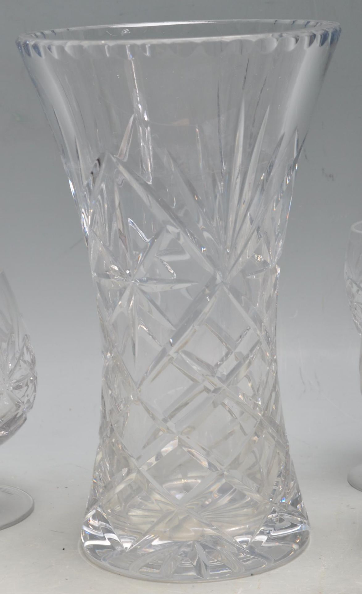 COLLECTION OF LATE 20TH CENTURY HAND CUT CONMTINENTAL WEBB LEAD CRYSTAL - Bild 4 aus 9