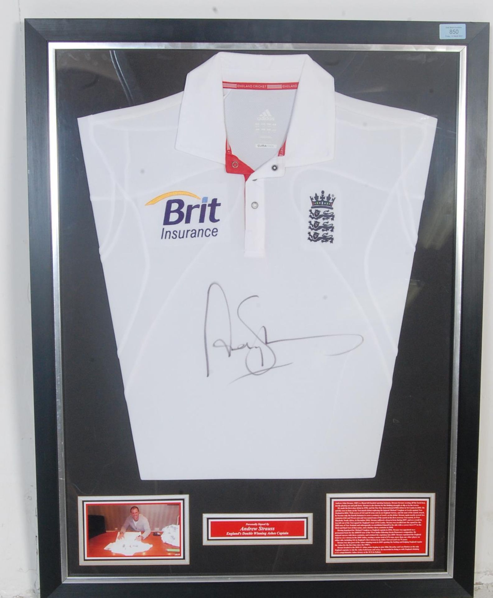 ANDREW STRAUSS CRICKET SIGNED SHIRT