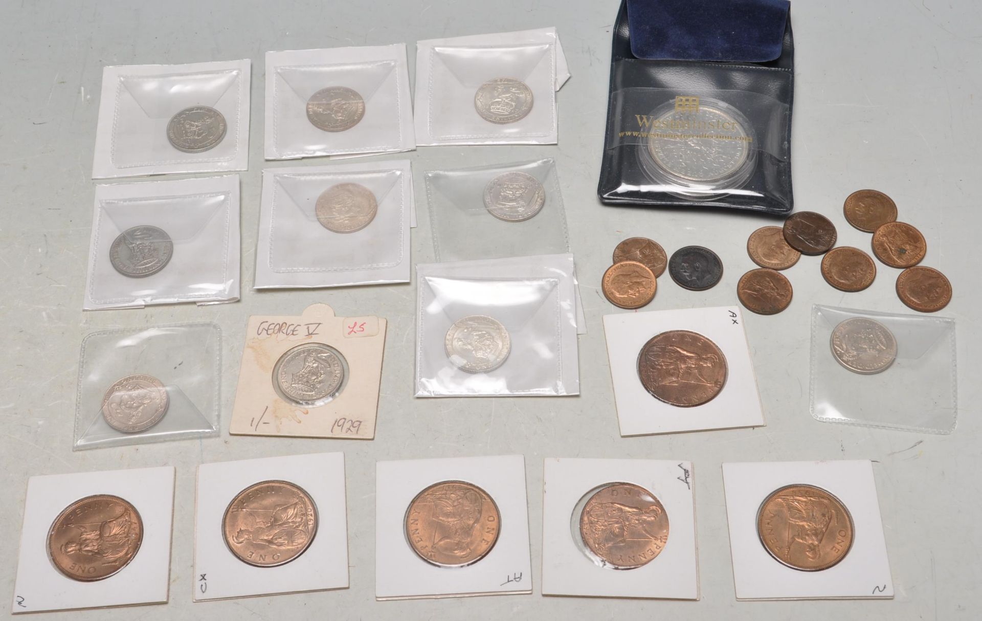 GROUP OF GREAT BRITISH COINS INCLUDING SILVER SHILLINGS