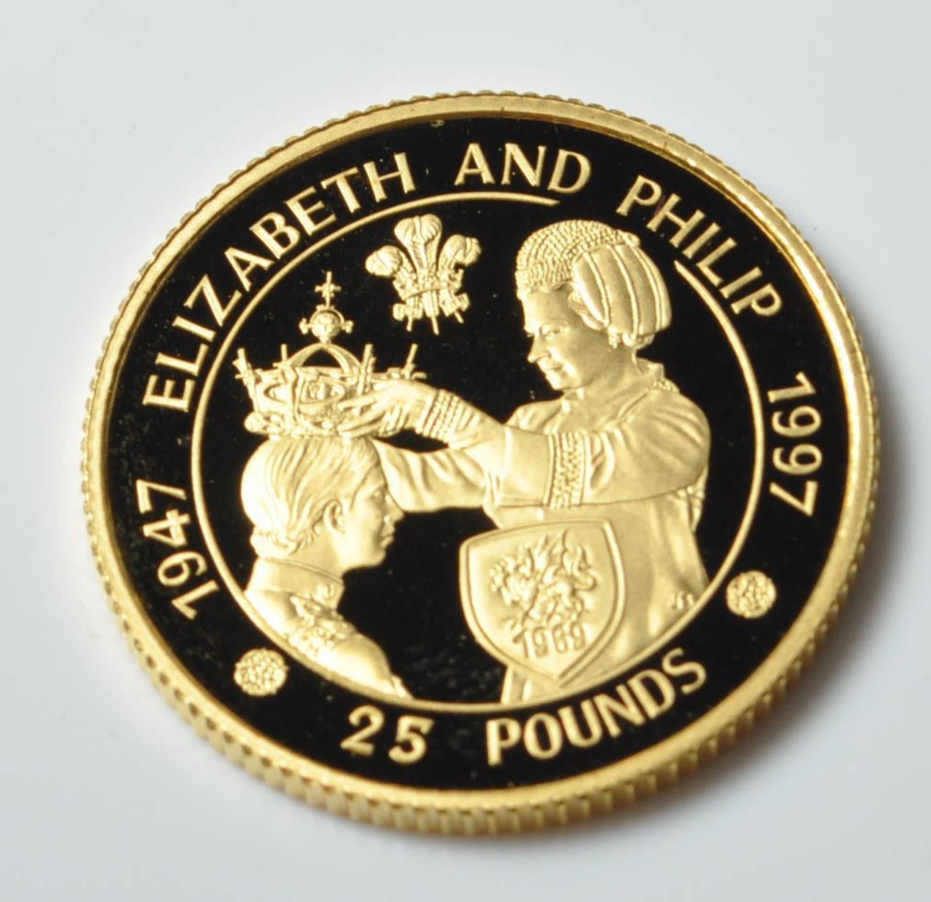 1997 ALDERNEY GOLDEN WEDDING ANNIVERSARY £25 COIN - Bild 3 aus 4