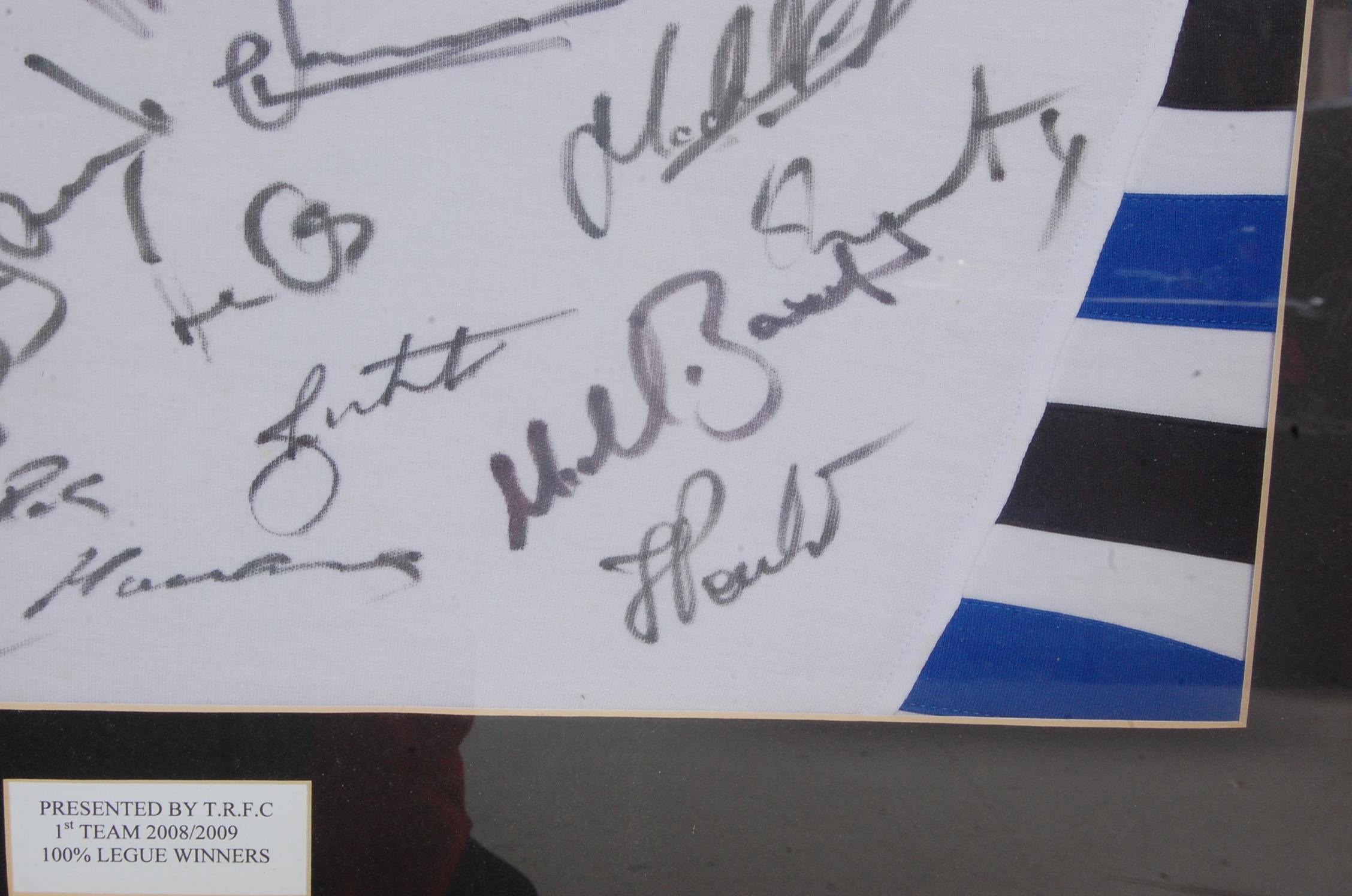 A signed and framed Bath Rugby shirt being well framed and presented bearing notation box for 1st - Image 7 of 9