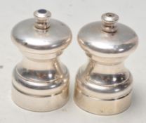 PAIR OF RETRO VINTAGE LATE 20TH CENTURY SALT AND PEPPER MILLS BY PETER PIPER