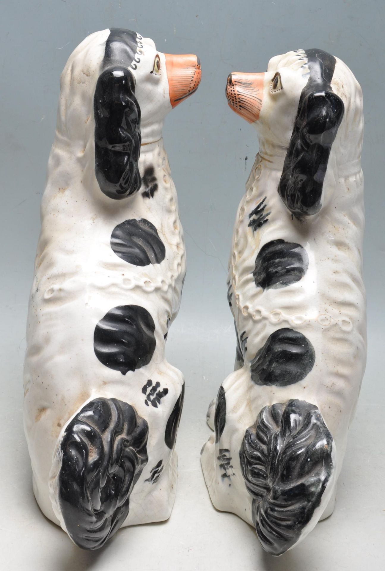 EARLY 19TH CENTURY STAFFORDSHIRE POTTERY DOGS - Bild 4 aus 8